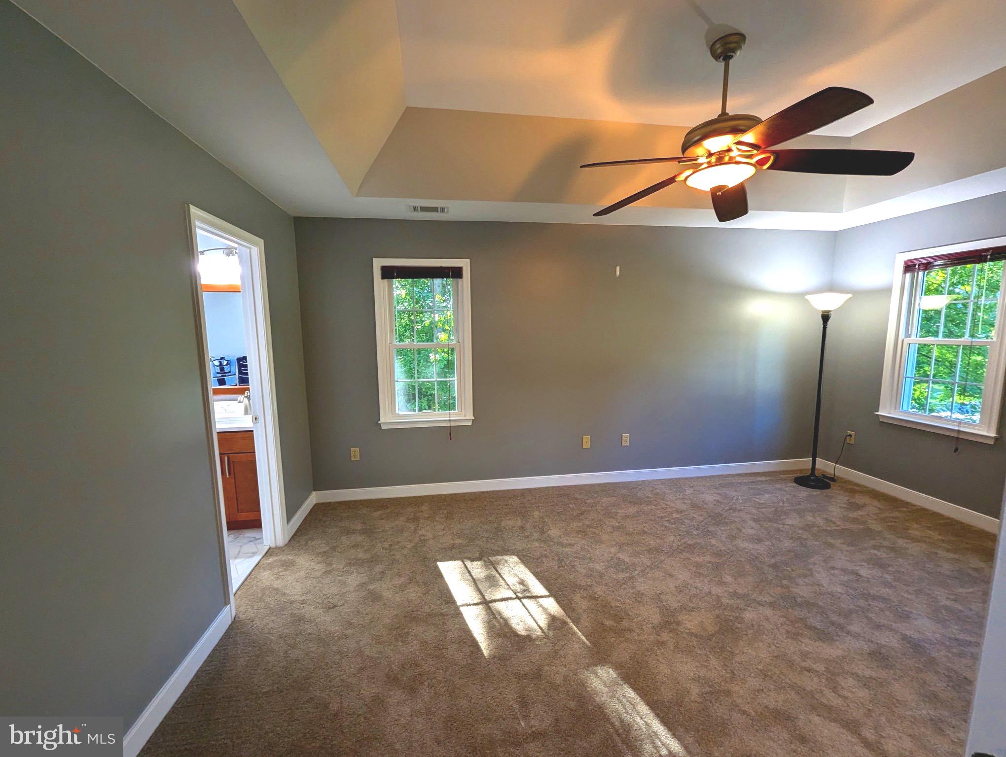 RIDGE POINTE - Residential