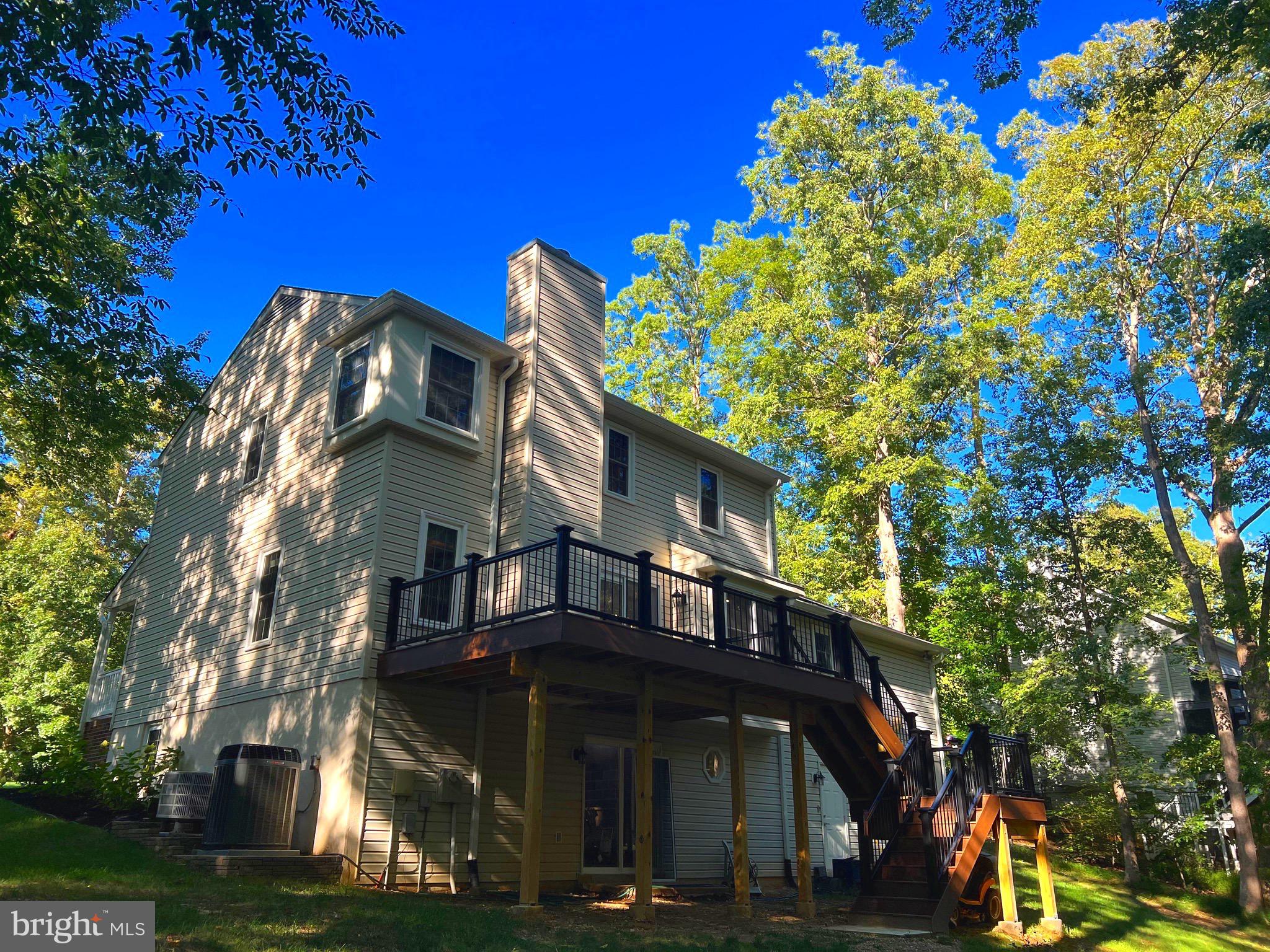 RIDGE POINTE - Residential