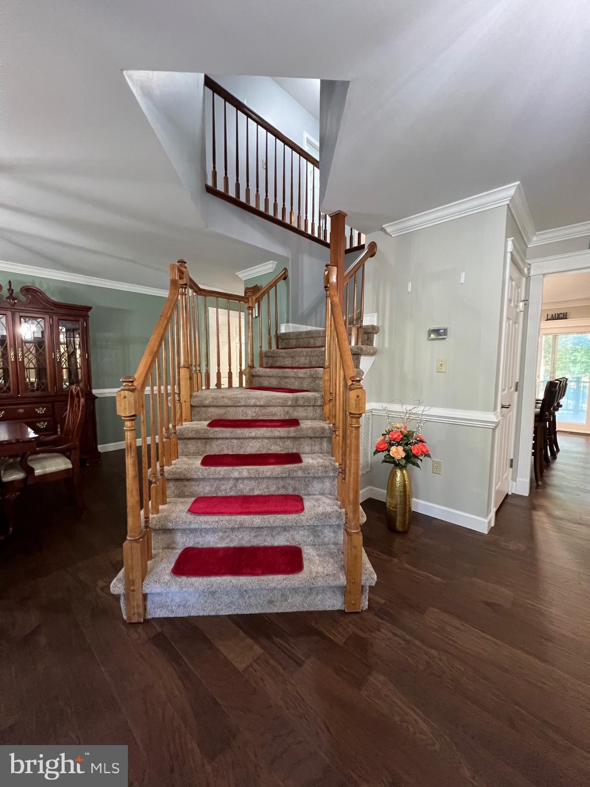 RIDGE POINTE - Residential