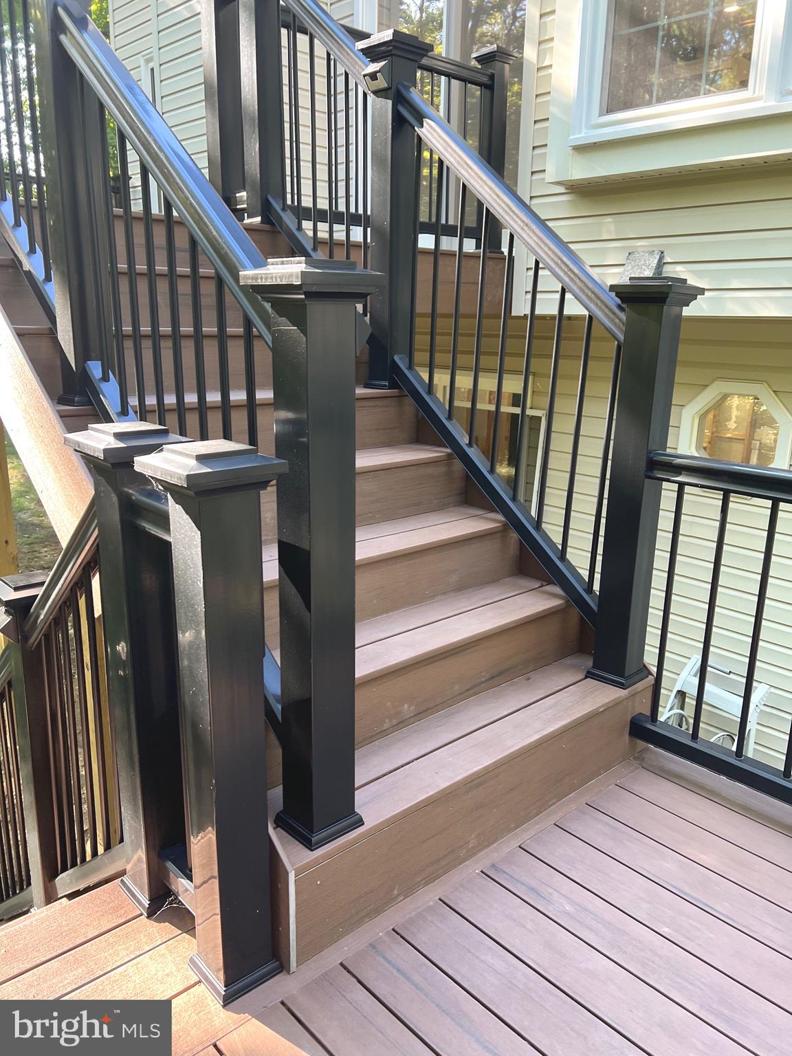 RIDGE POINTE - Residential