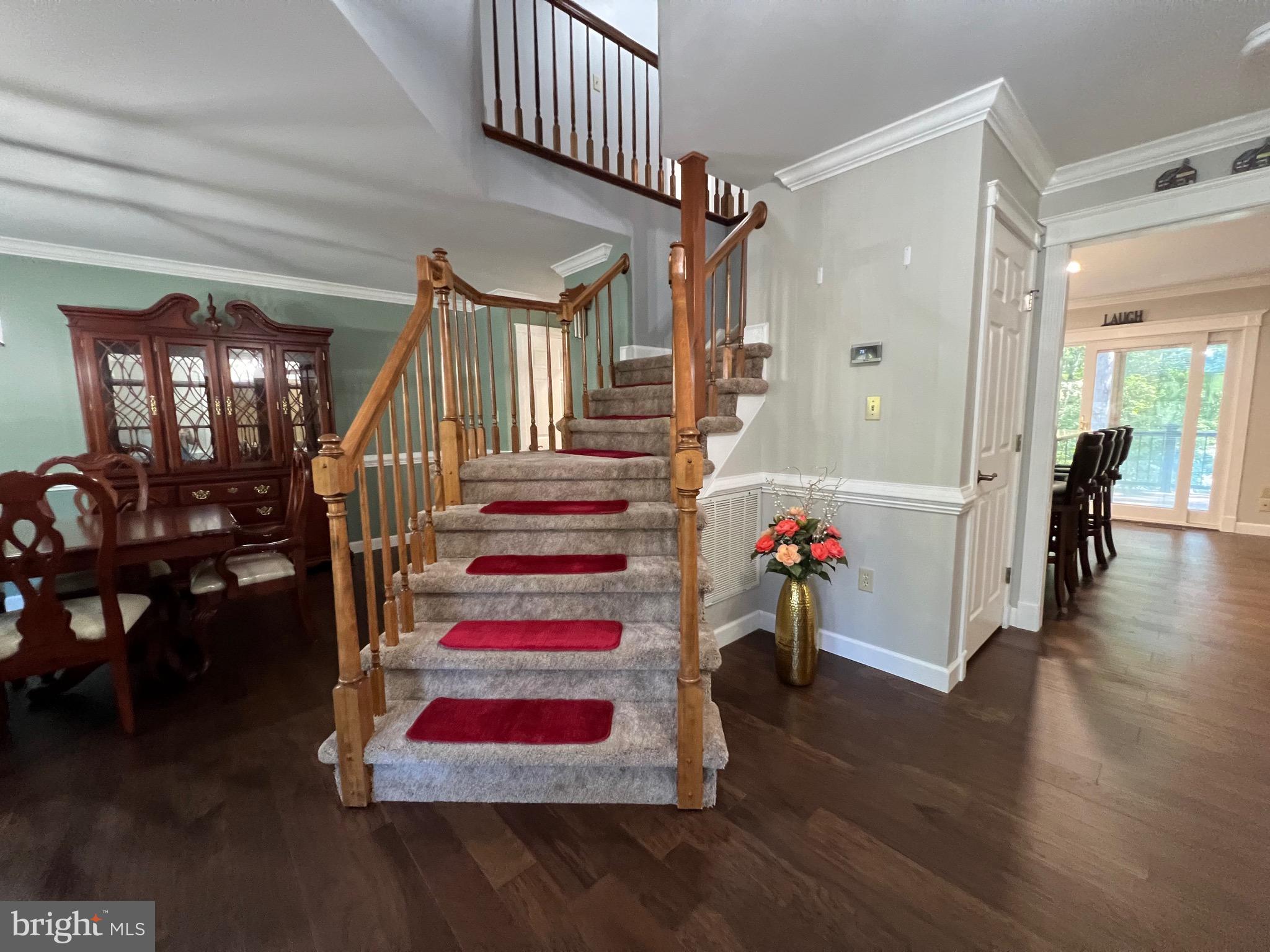 RIDGE POINTE - Residential