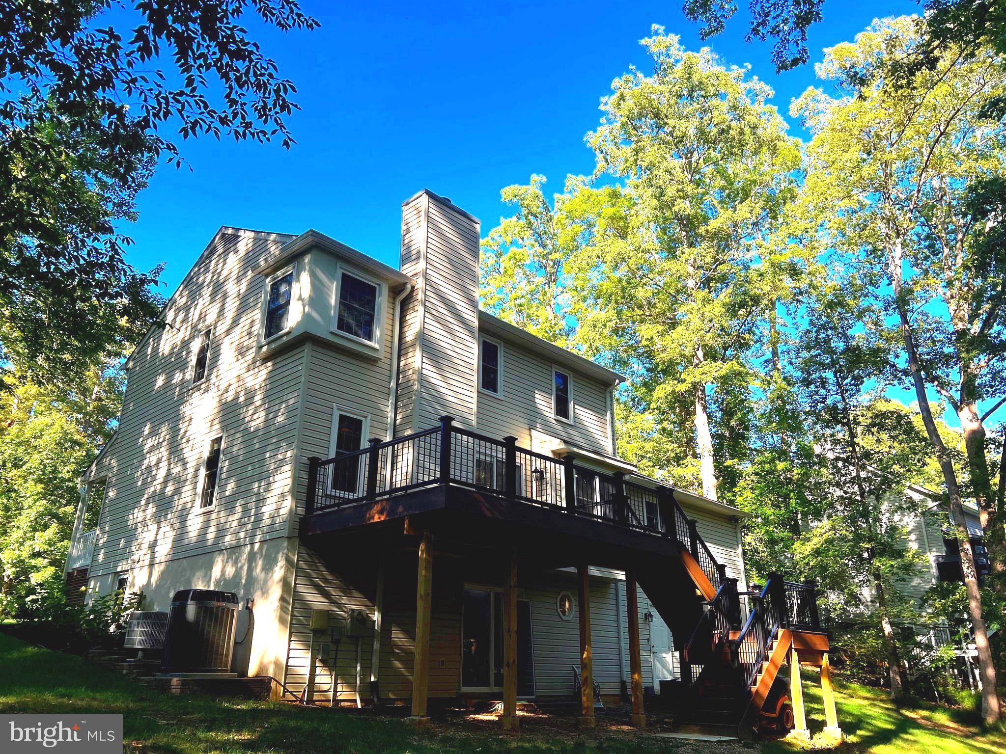 RIDGE POINTE - Residential