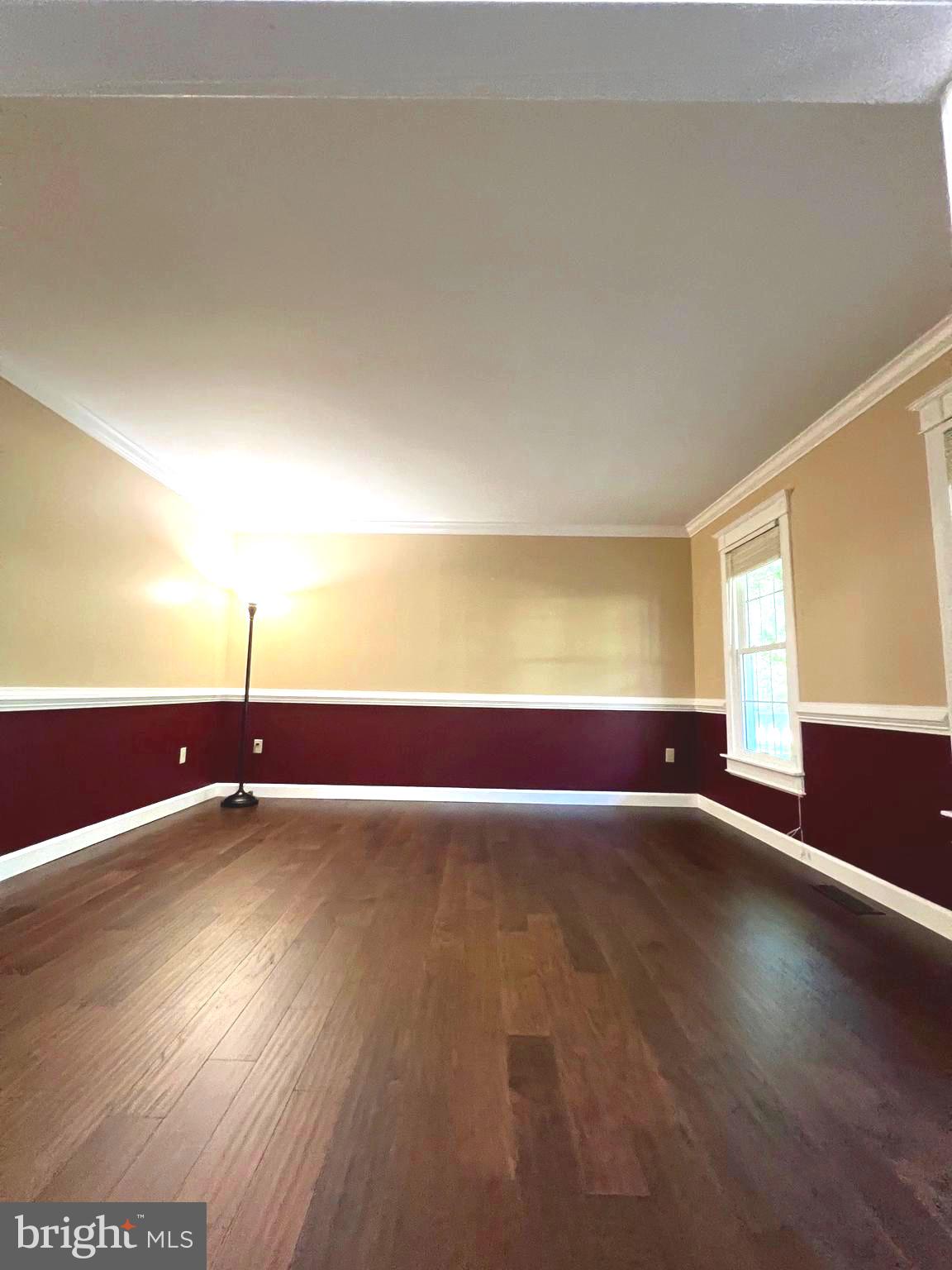 RIDGE POINTE - Residential