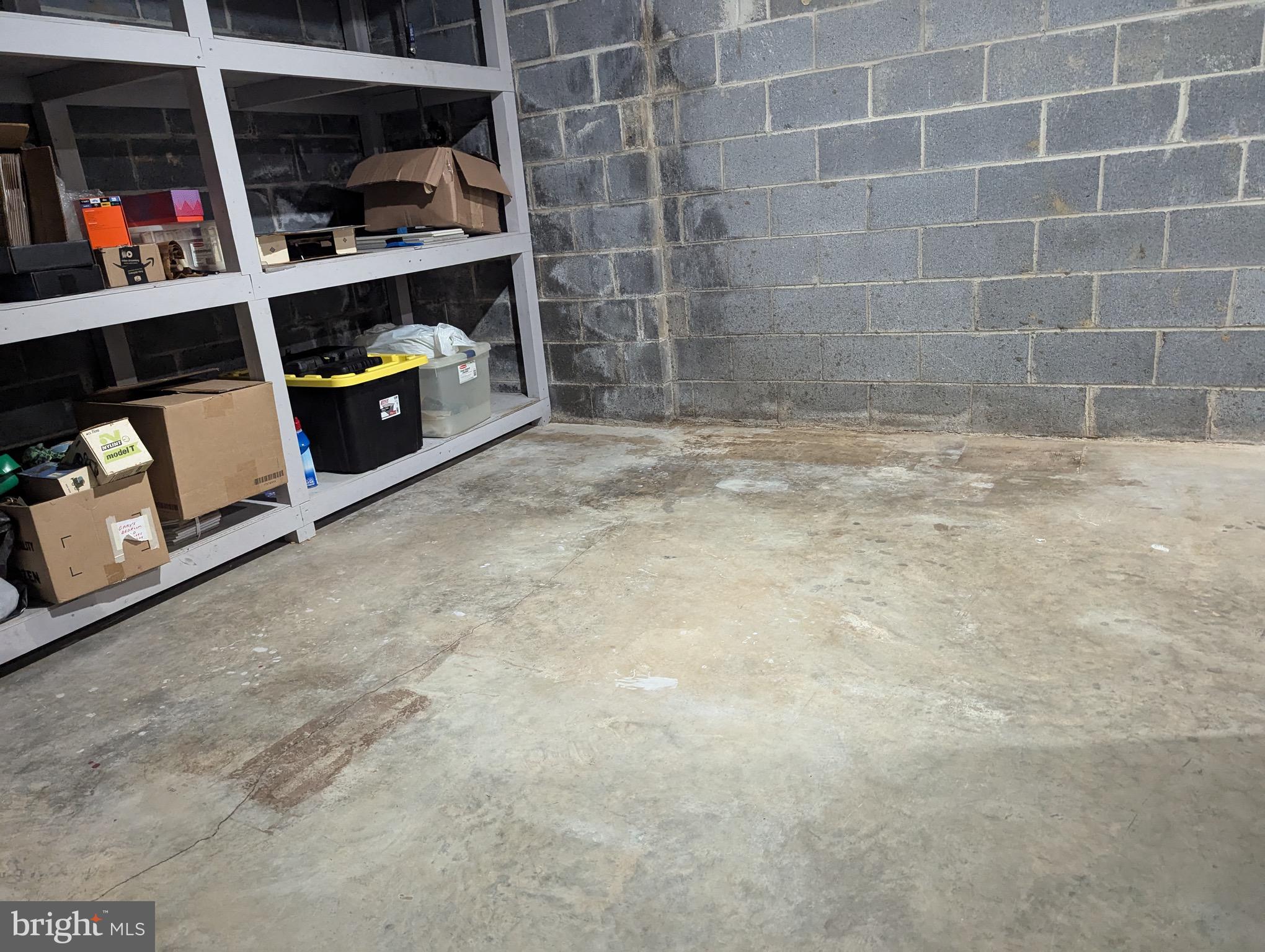 RIDGE POINTE - Residential