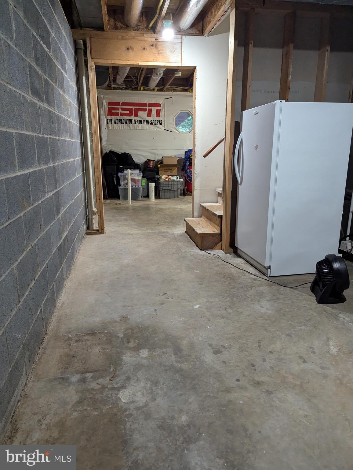 RIDGE POINTE - Residential