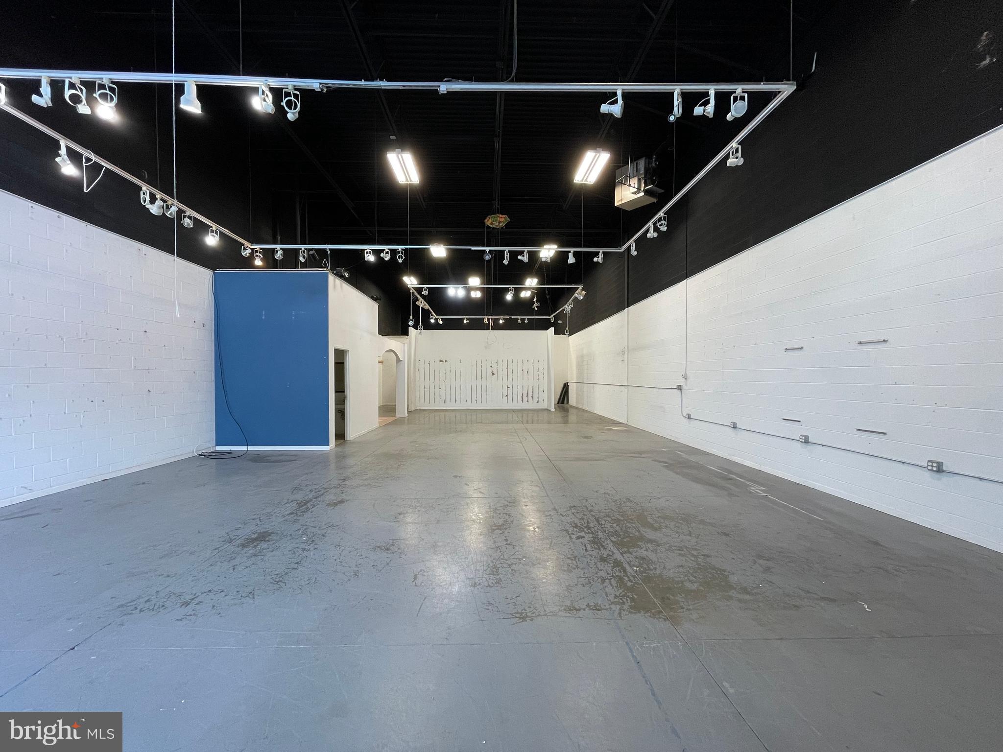 21760 BEAUMEADE CIRCLE 180