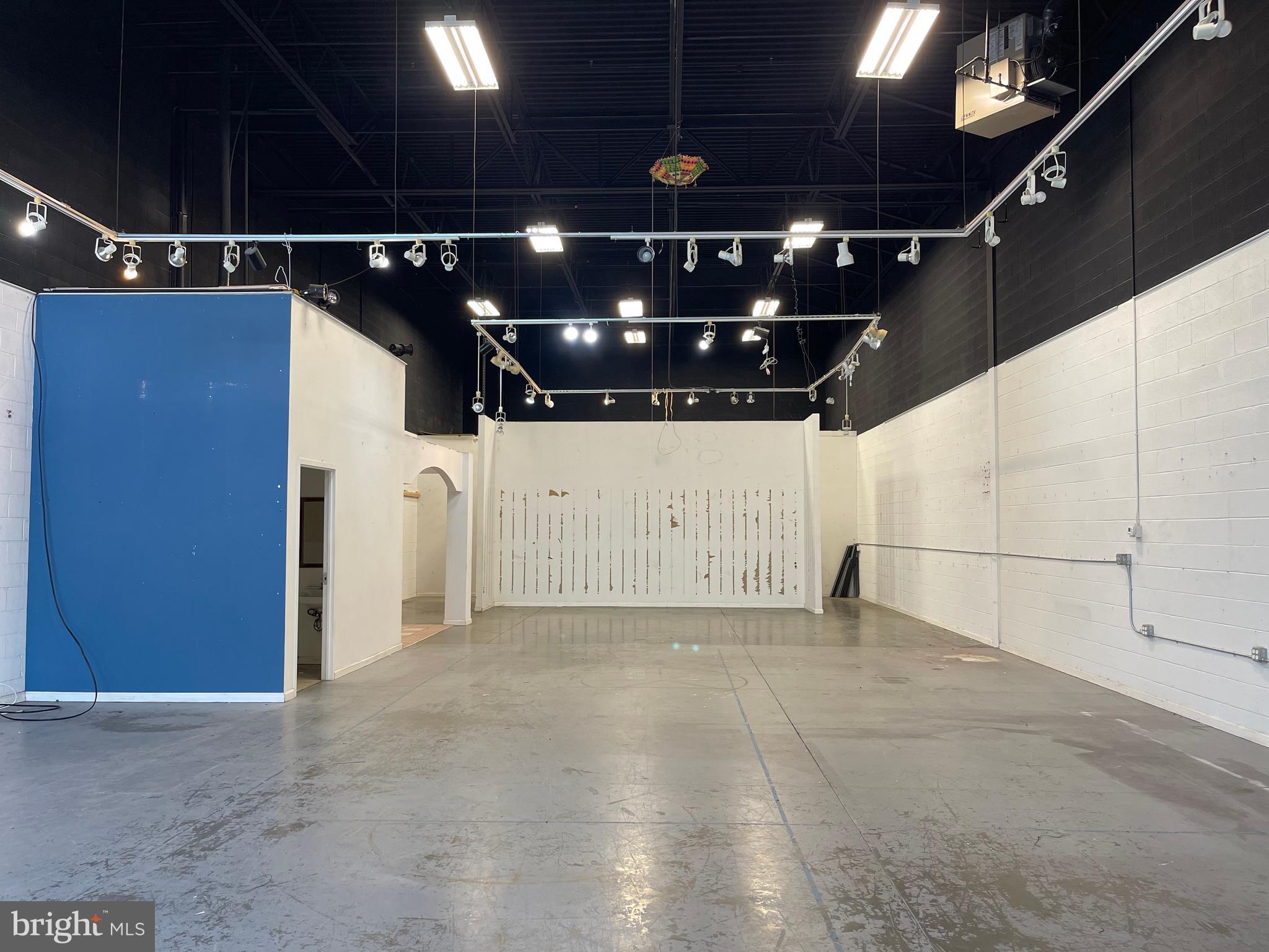 21760 BEAUMEADE CIRCLE 180