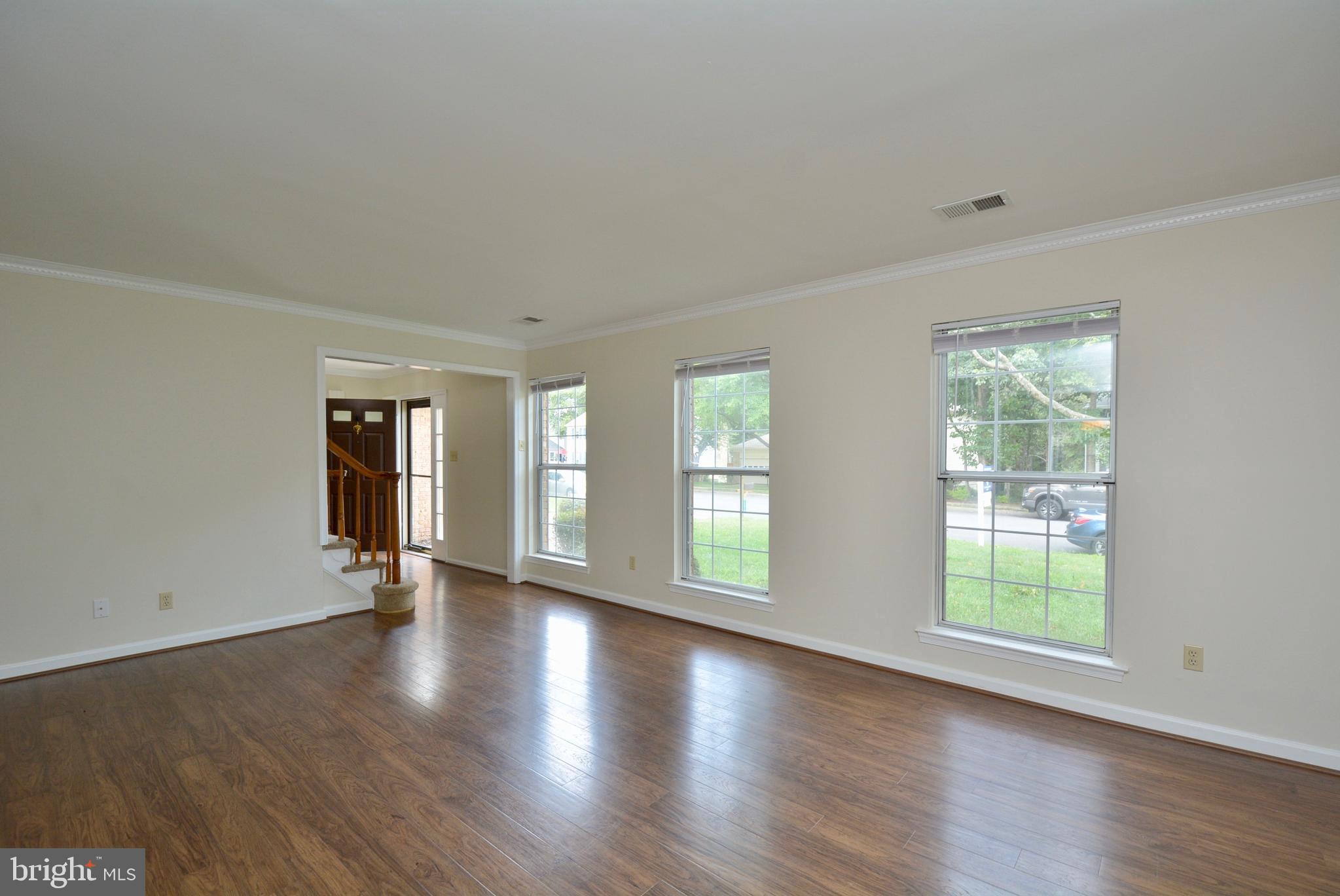 LAKE RIDGE - Residential