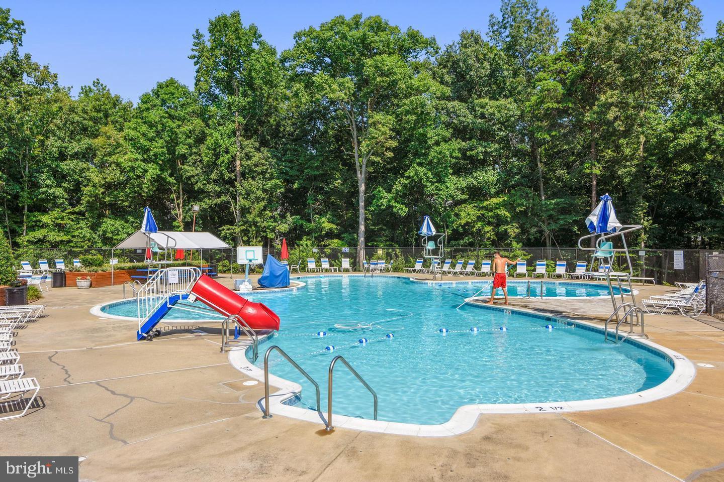 LAKE RIDGE - Residential