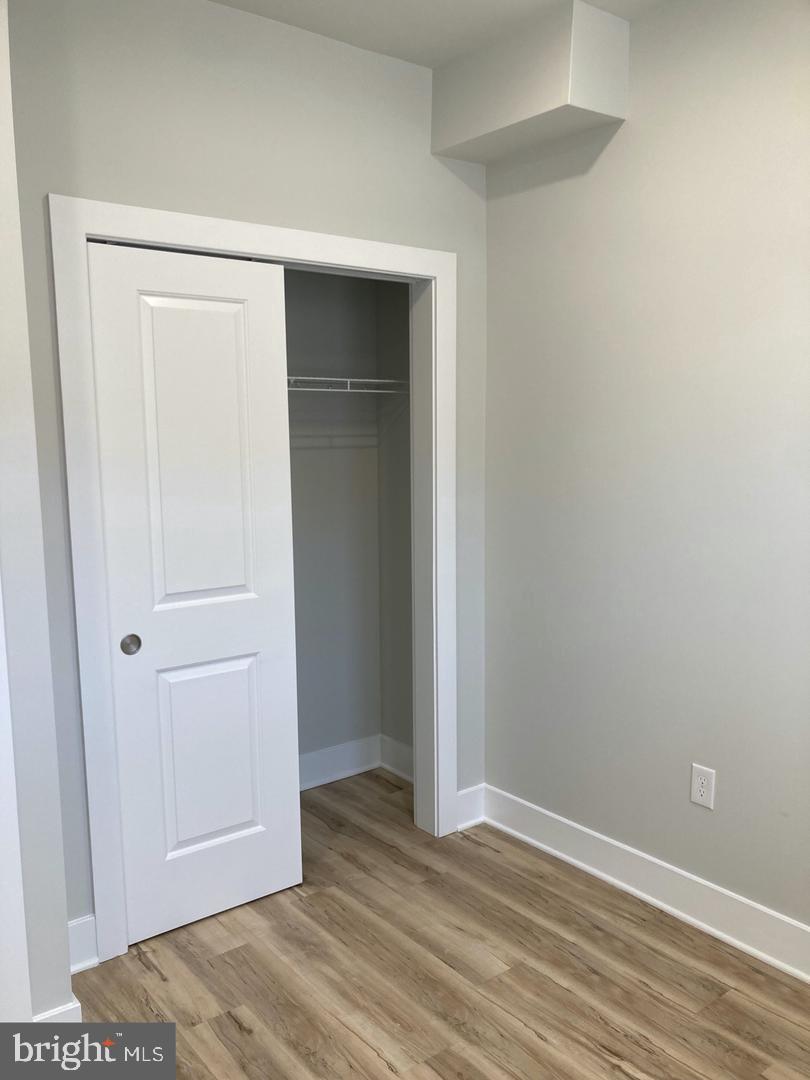 KENSINGTON - Residential Lease