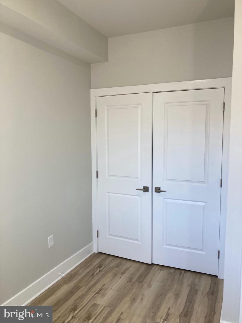 KENSINGTON - Residential Lease