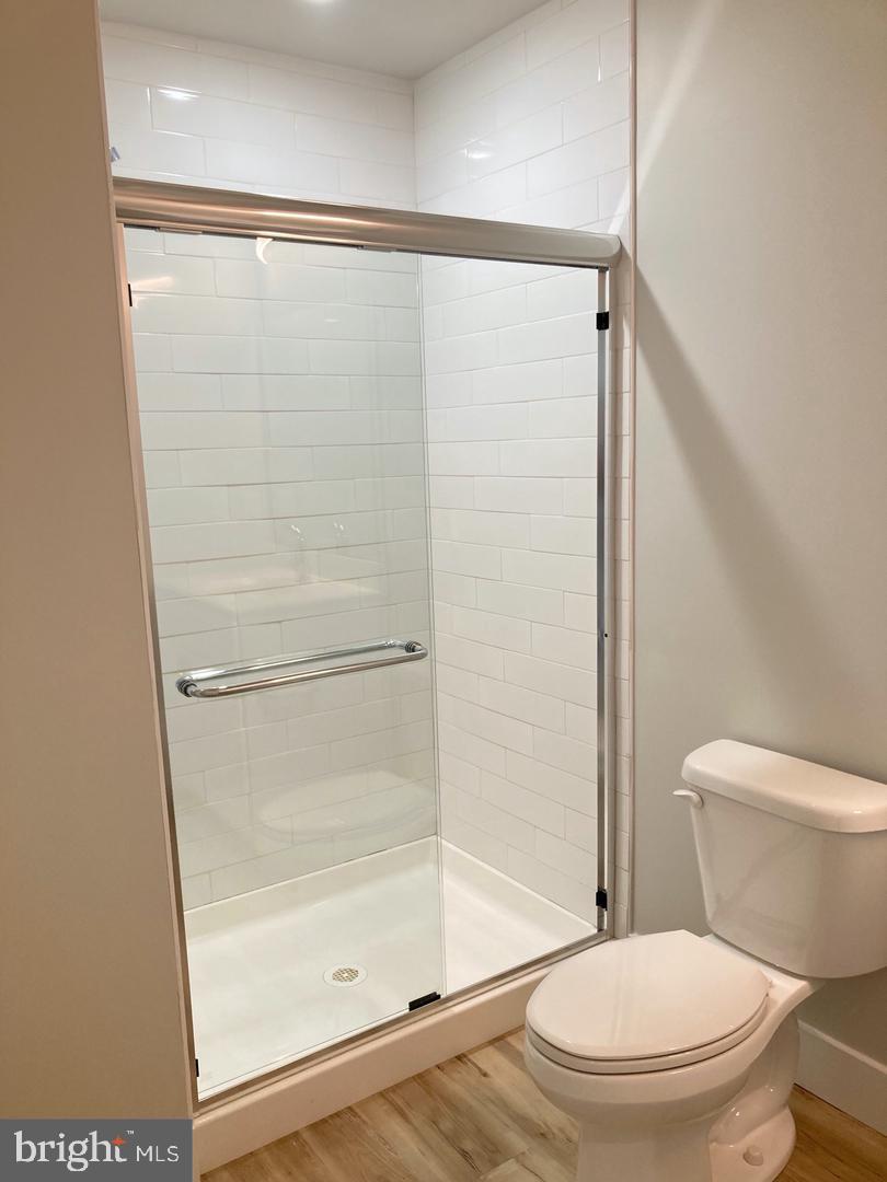 KENSINGTON - Residential Lease