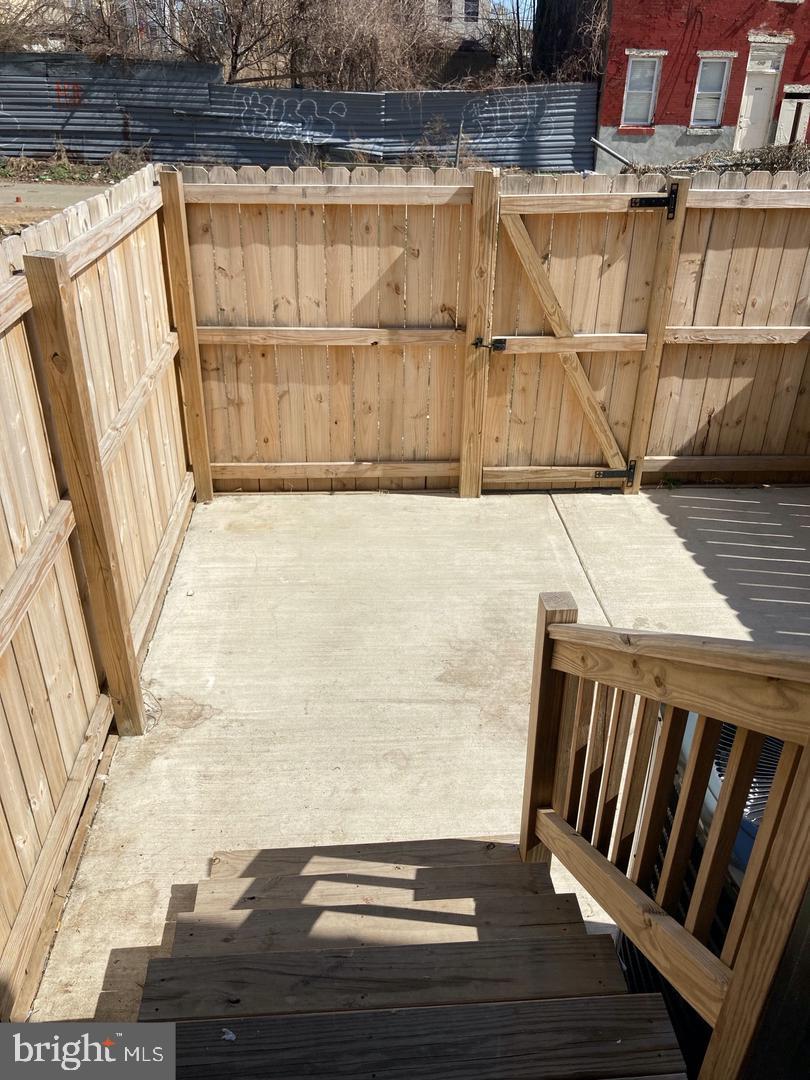 KENSINGTON - Residential Lease