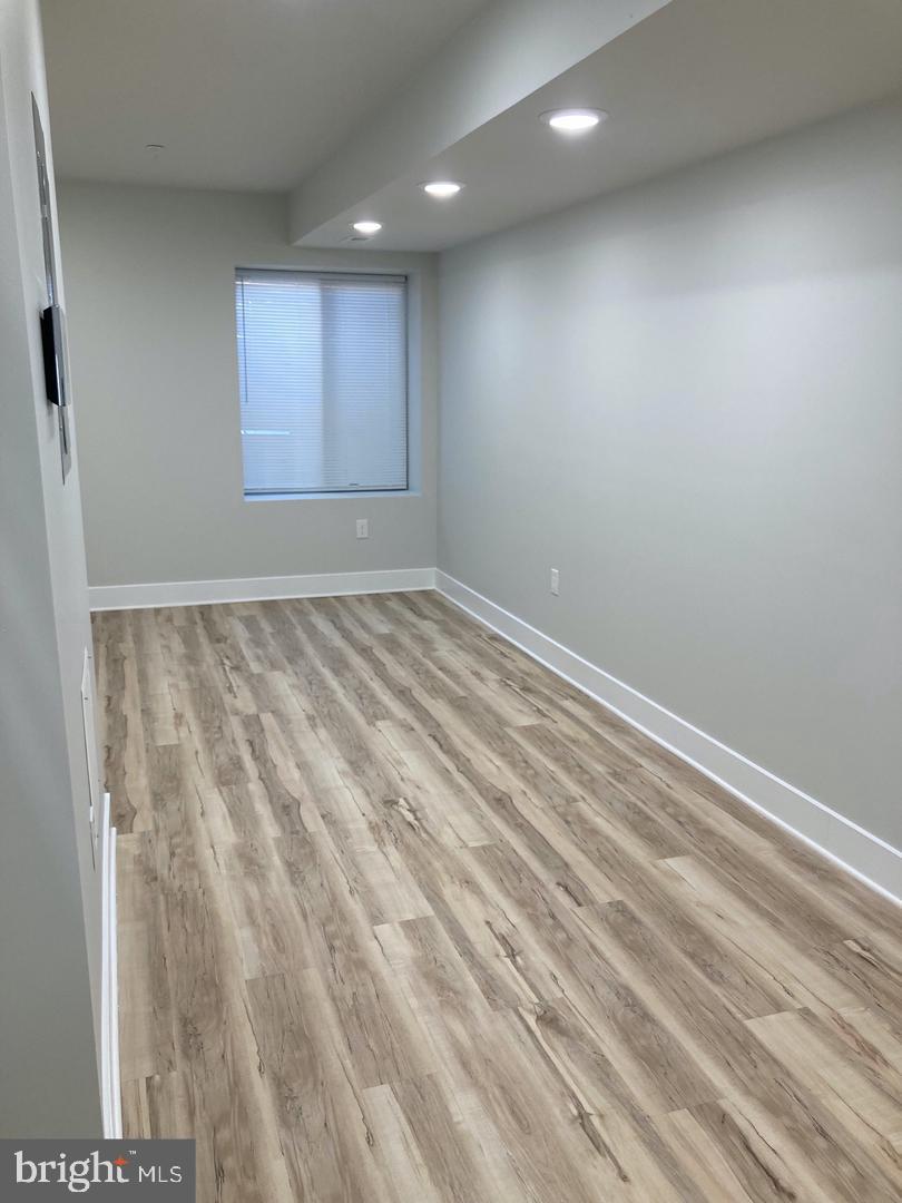 KENSINGTON - Residential Lease