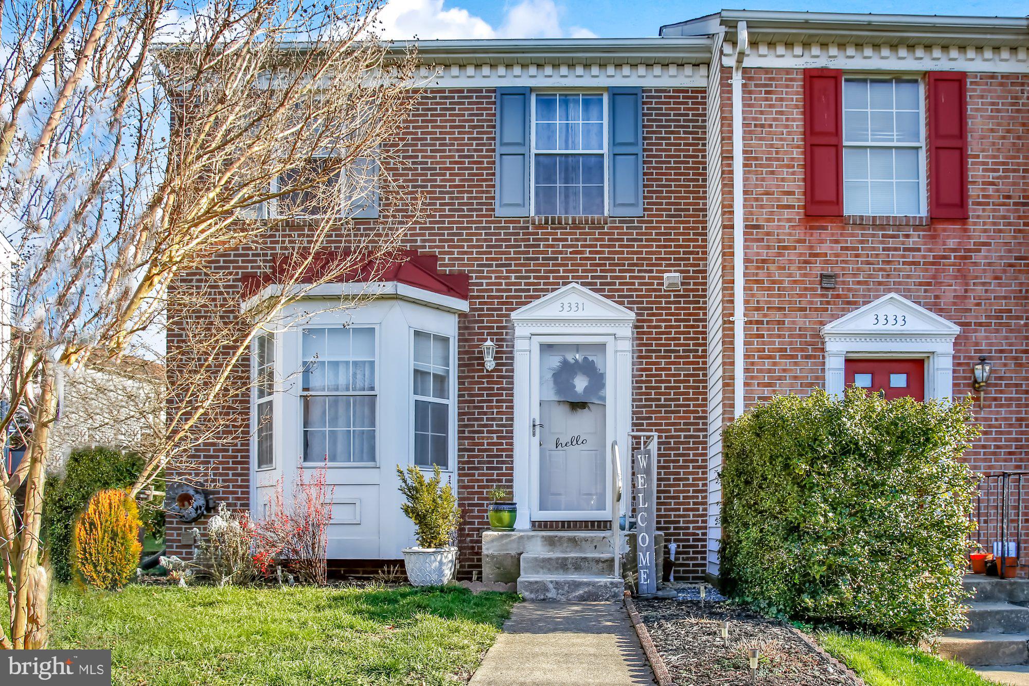 CONSTANT FRIENDSHIP - Residential