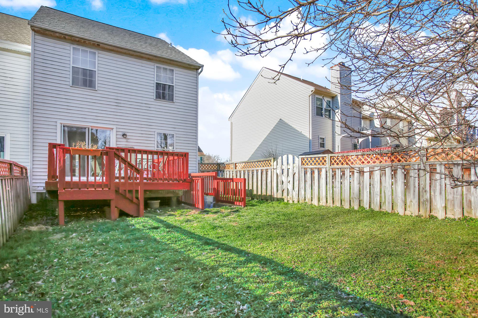 CONSTANT FRIENDSHIP - Residential