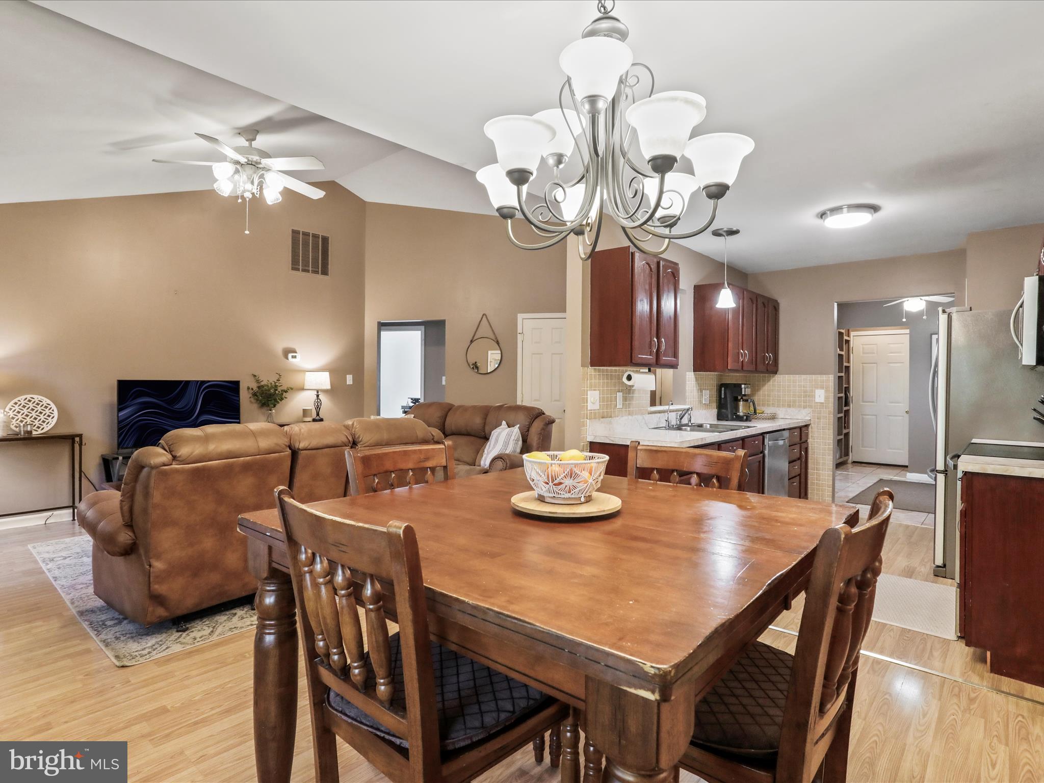 BRIAR RUN - Residential