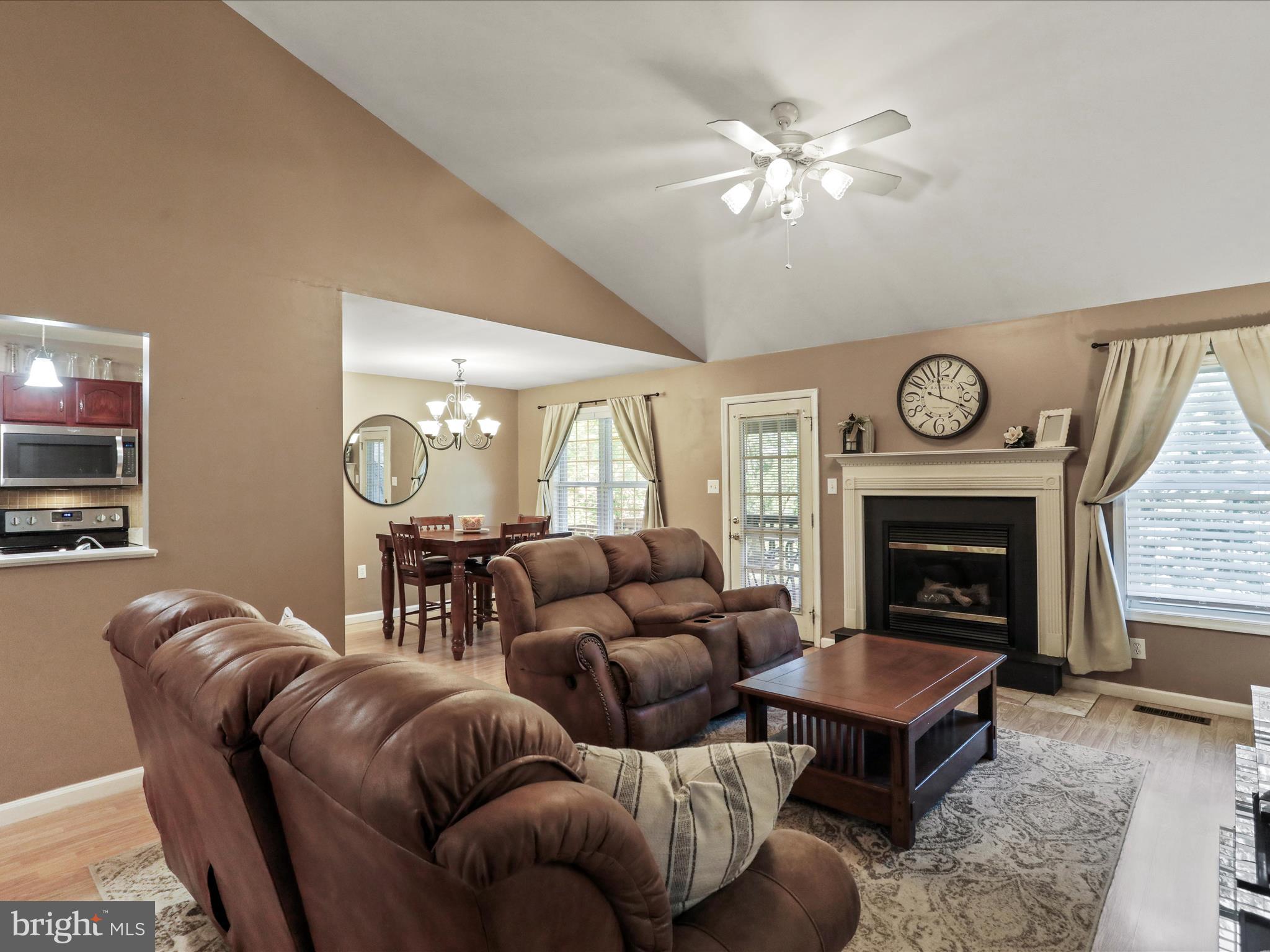 BRIAR RUN - Residential