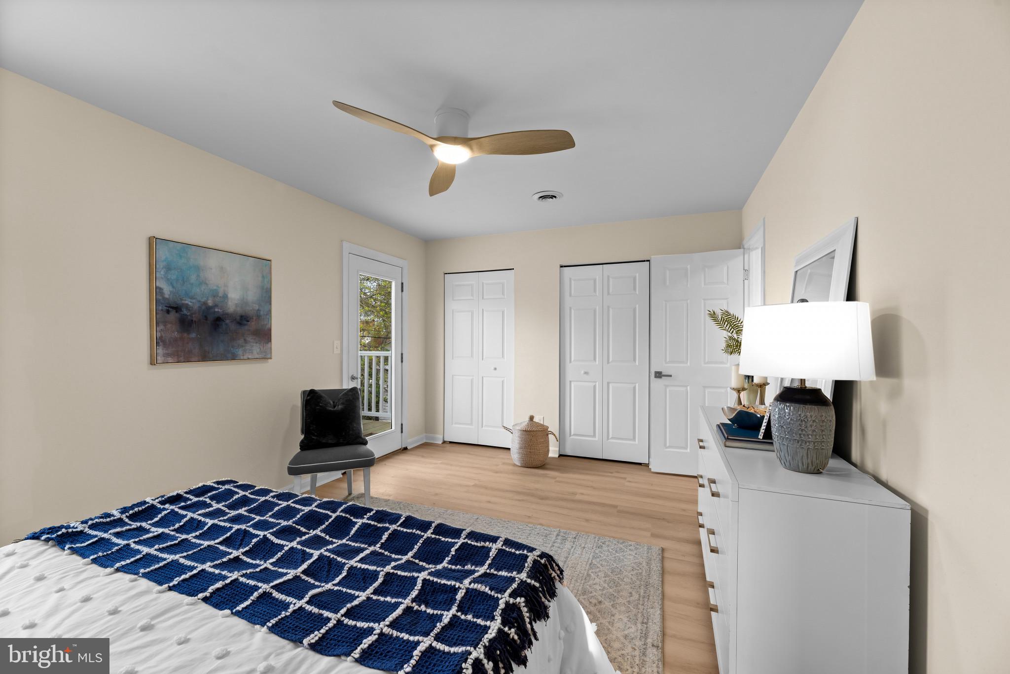 COLUMBIA BEACH - Residential