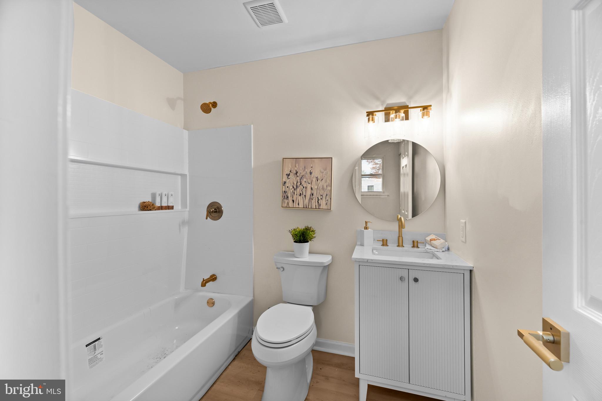 COLUMBIA BEACH - Residential