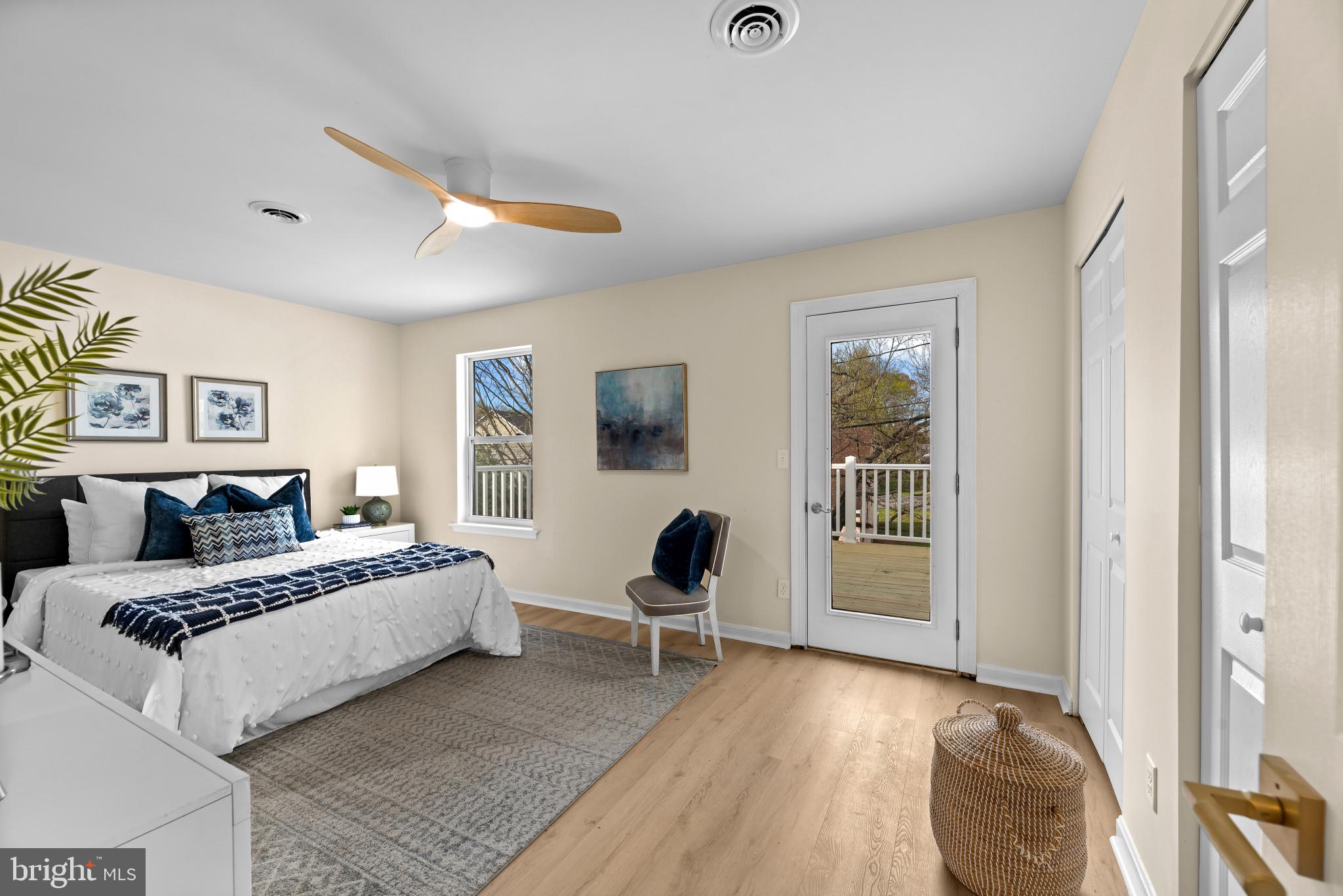 COLUMBIA BEACH - Residential