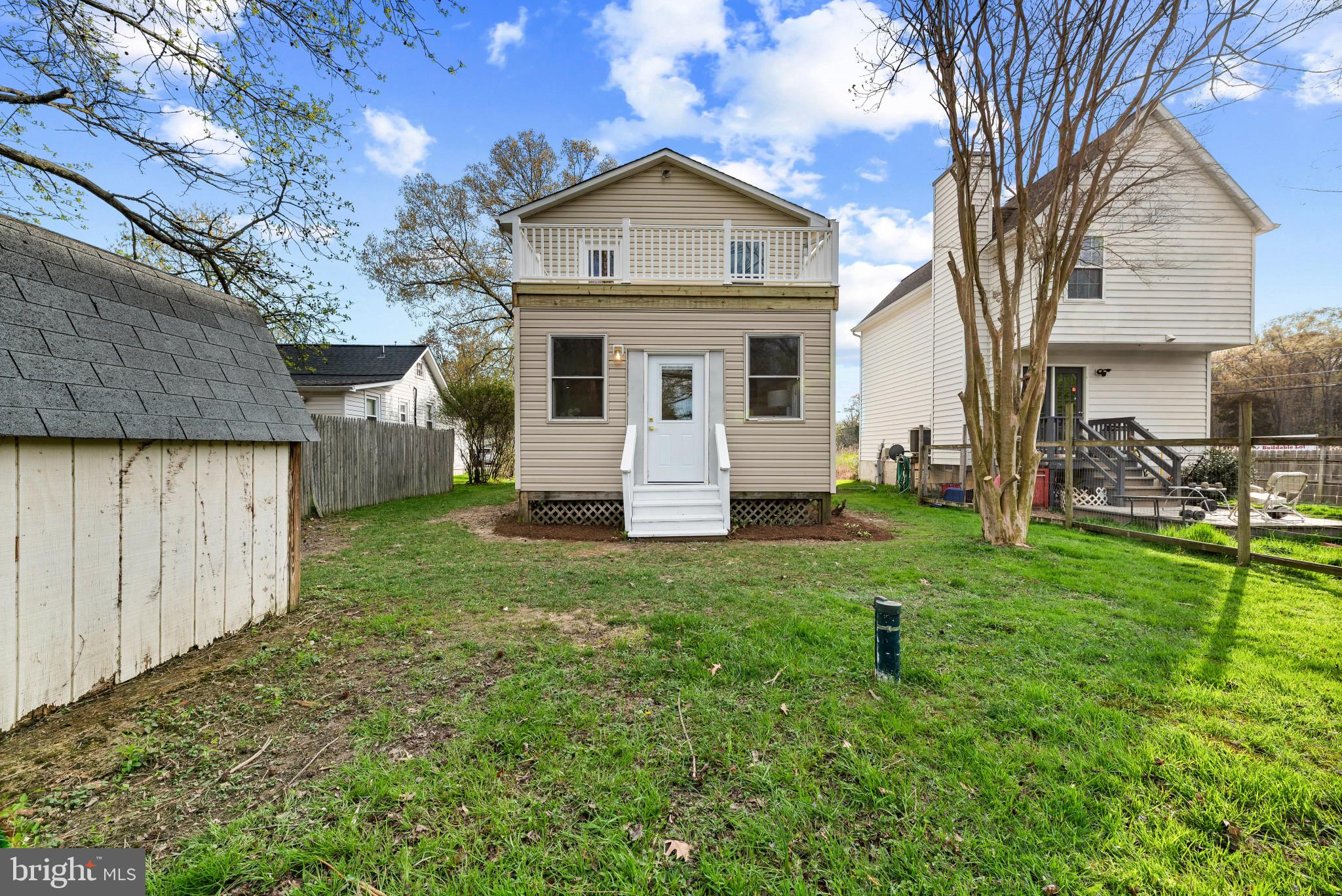 COLUMBIA BEACH - Residential