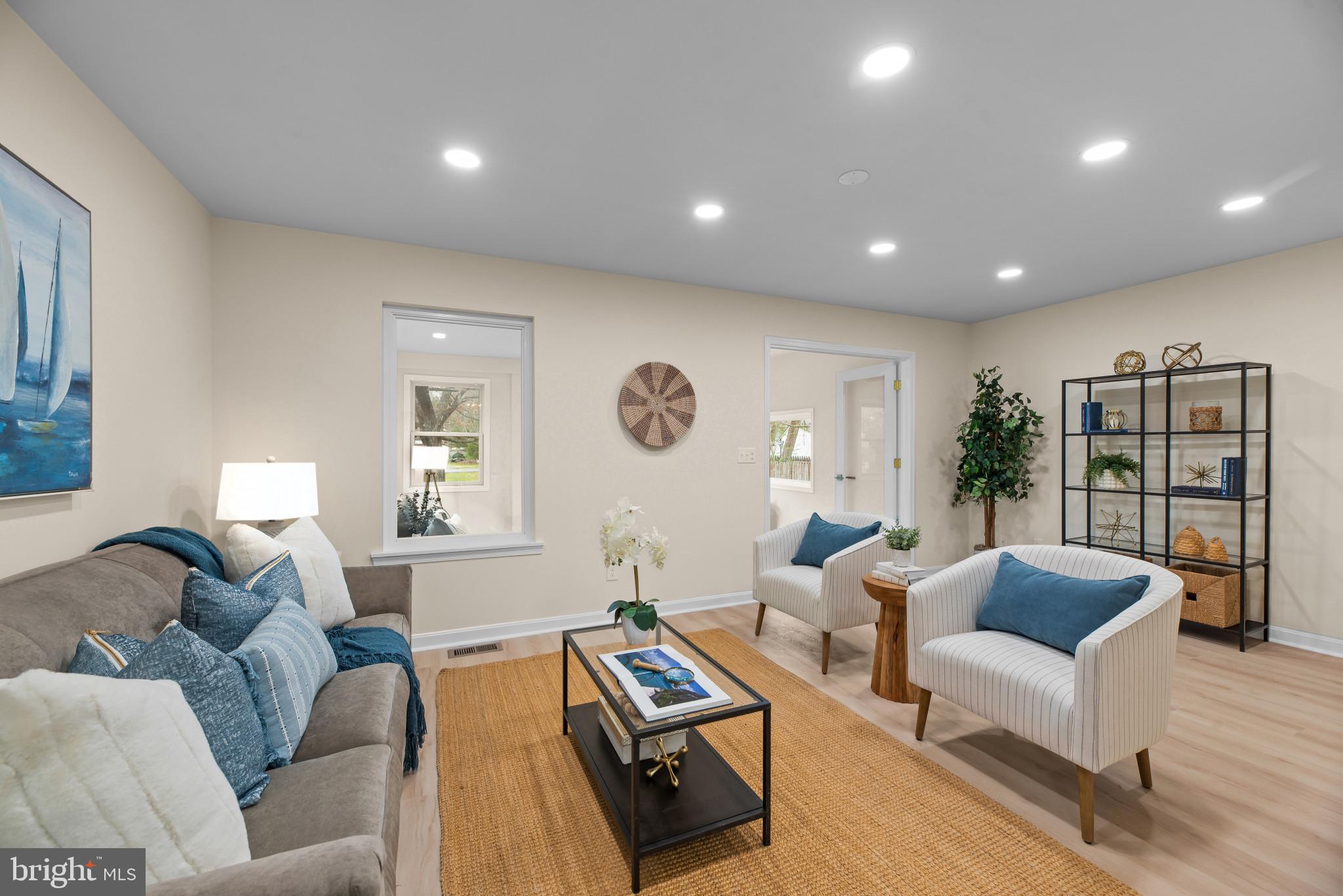 COLUMBIA BEACH - Residential