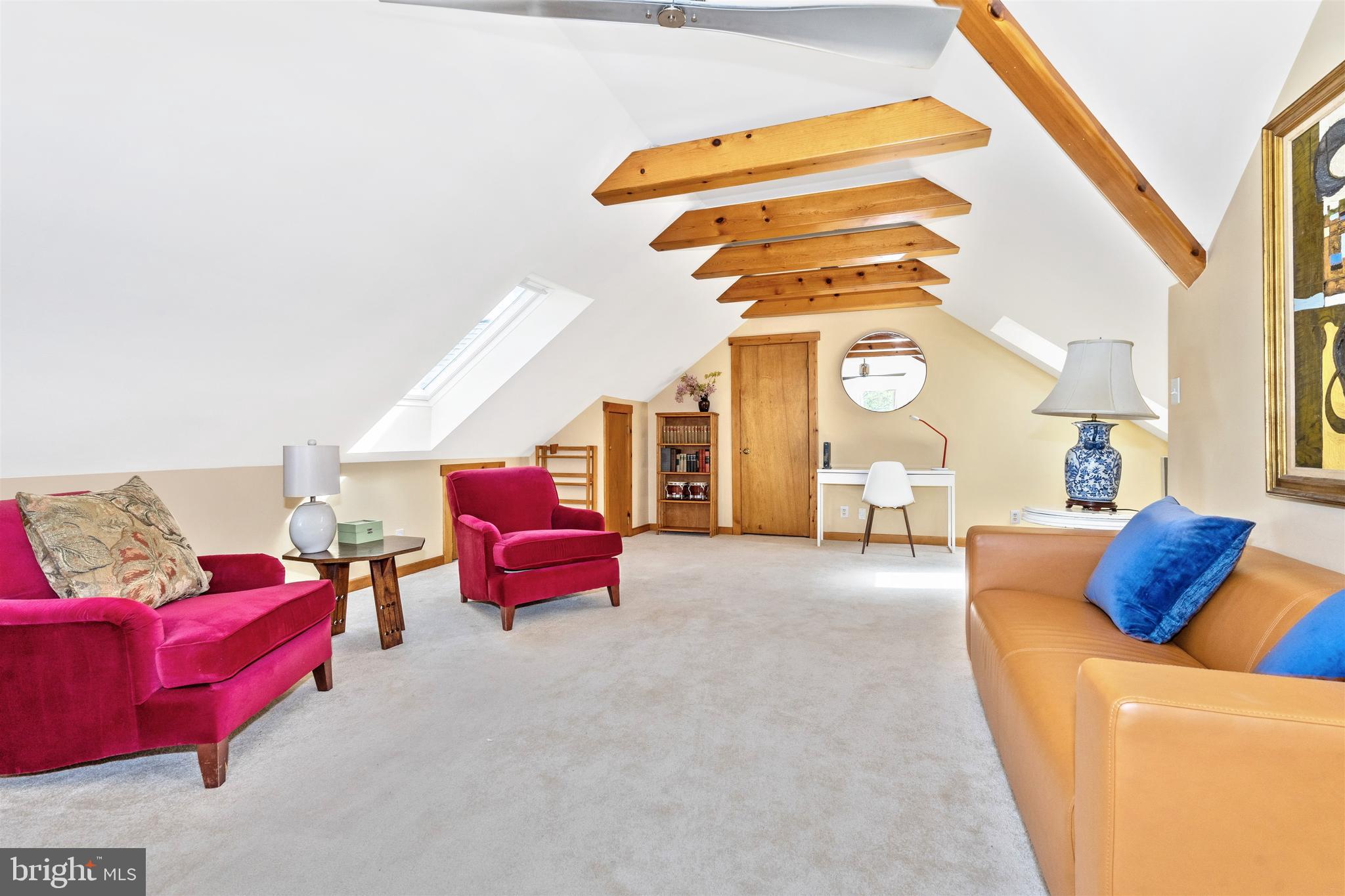 ROCK CREEK VILLAGE CONDOMINIUMS - Residential