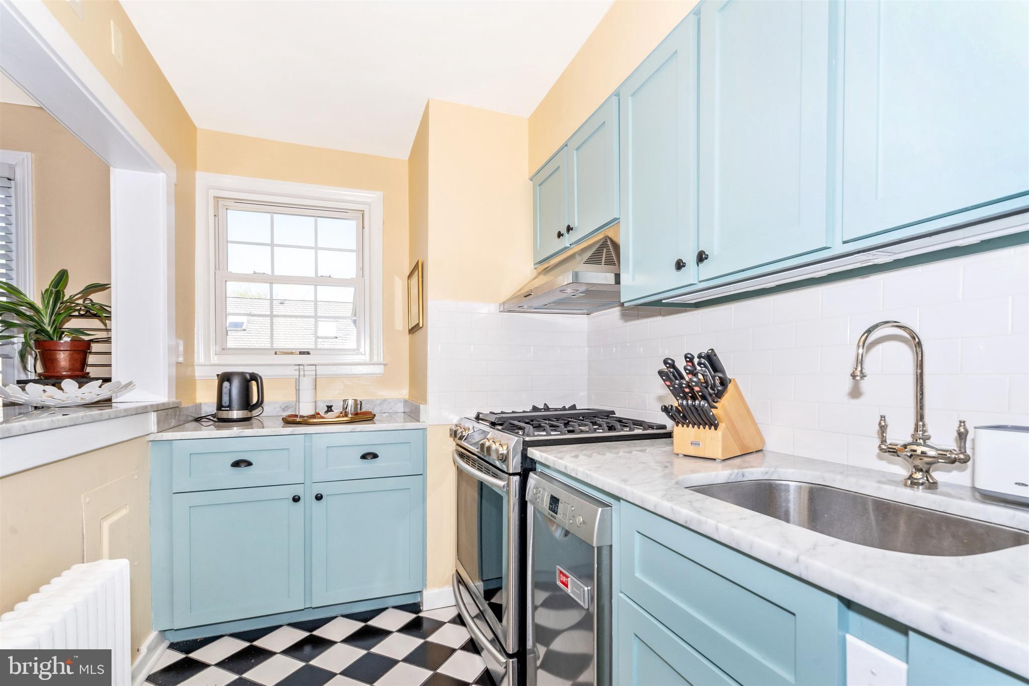 ROCK CREEK VILLAGE CONDOMINIUMS - Residential