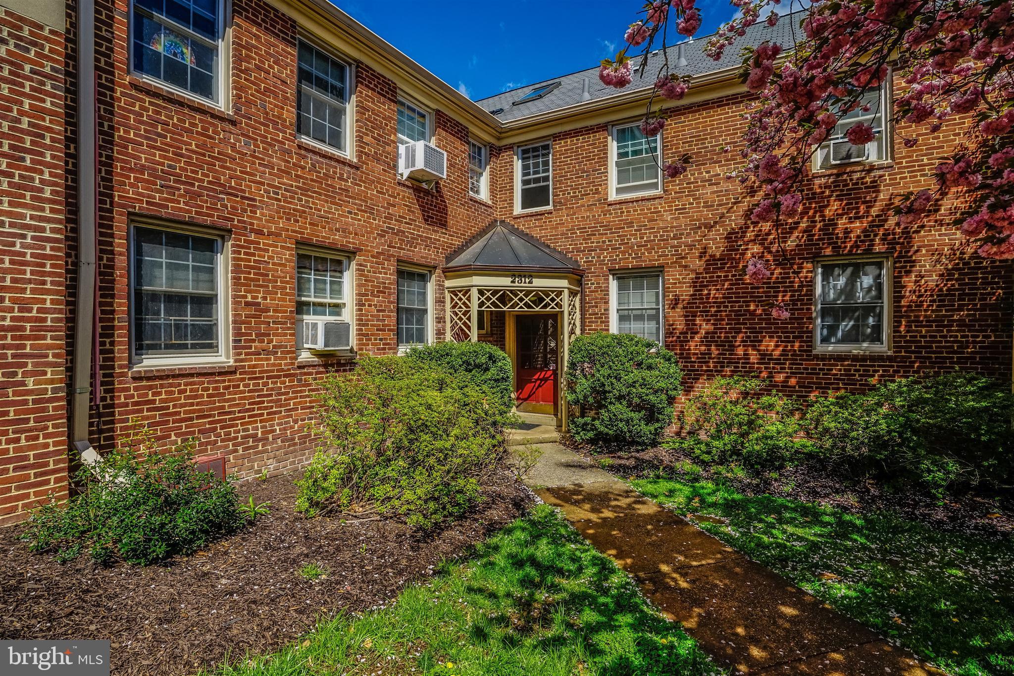 ROCK CREEK VILLAGE CONDOMINIUMS - Residential