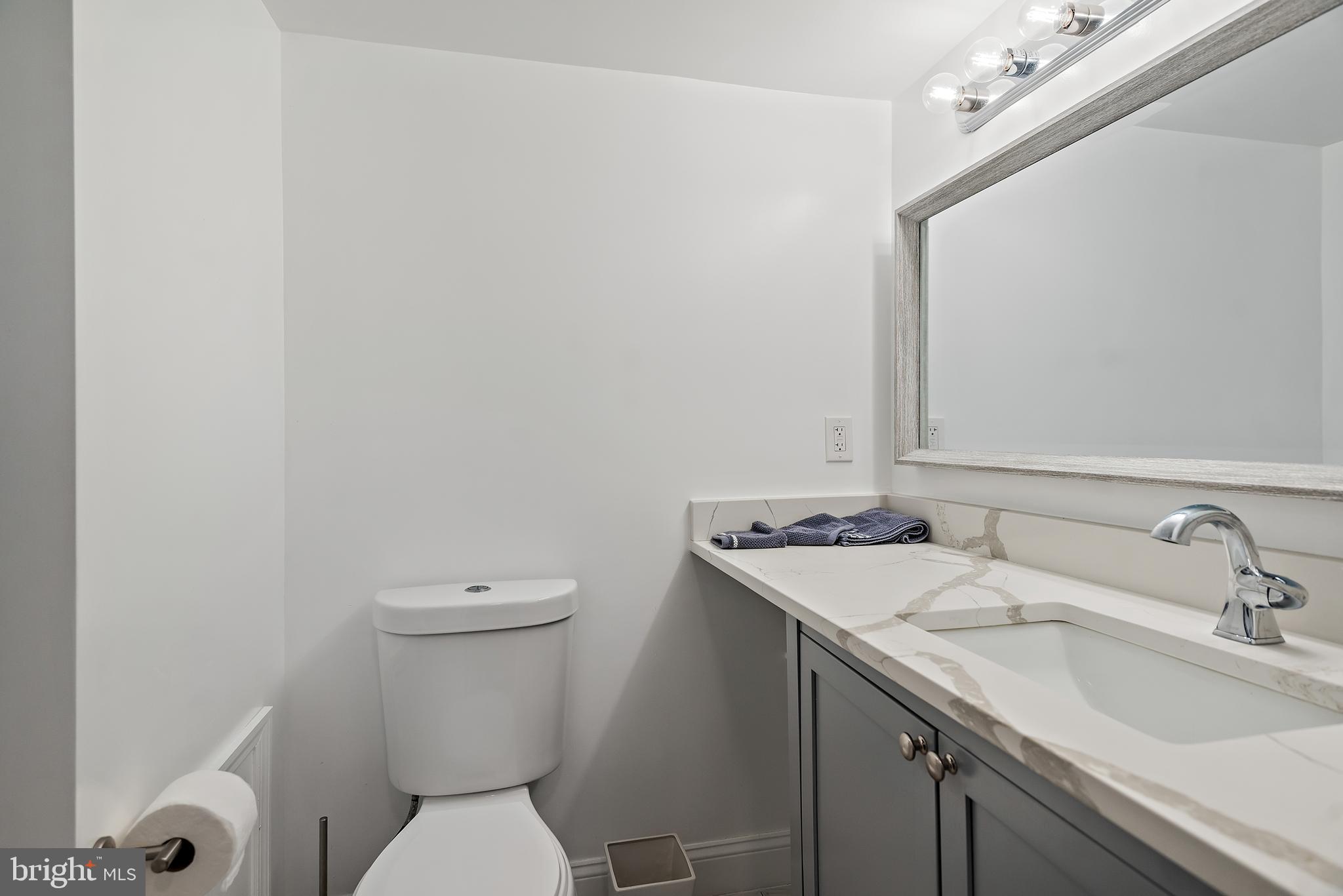 PRESIDENTIAL TOWERS - Residential