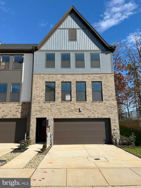 1202 CRESTED WOOD DRIVE LAUREL MD 20724