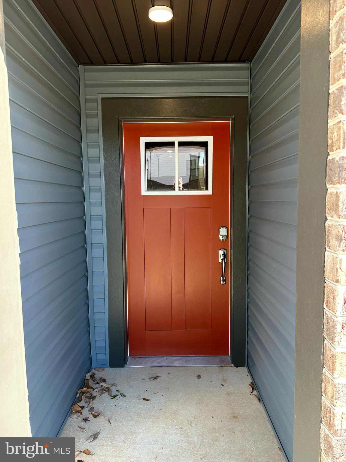 1202 CRESTED WOOD DRIVE