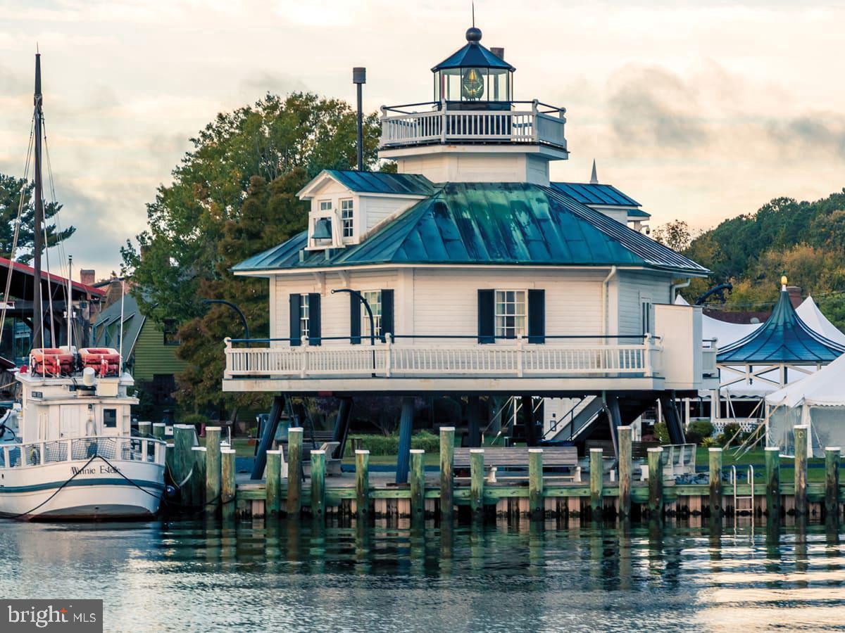 EASTON - Residential