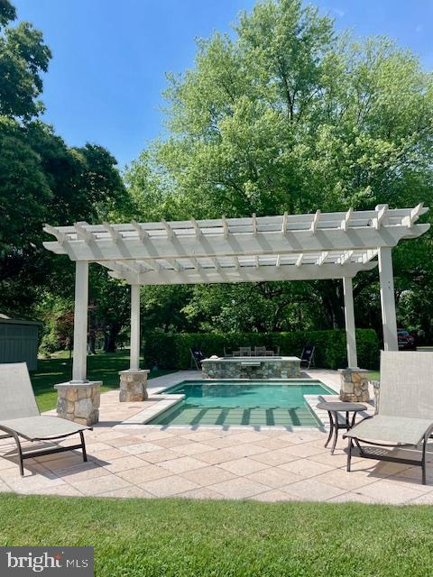 EASTON - Residential