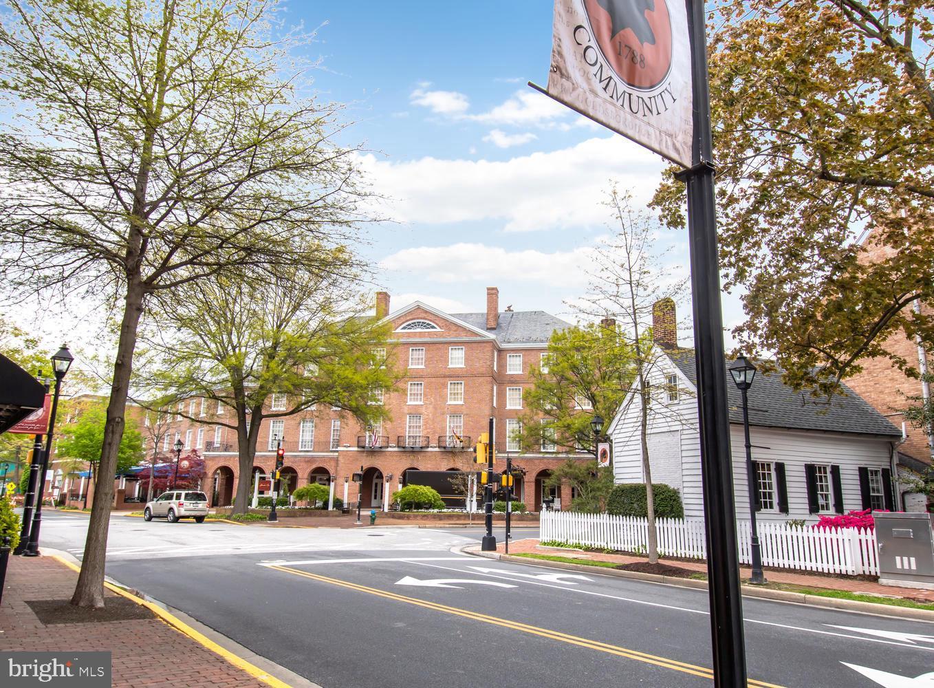 EASTON - Residential