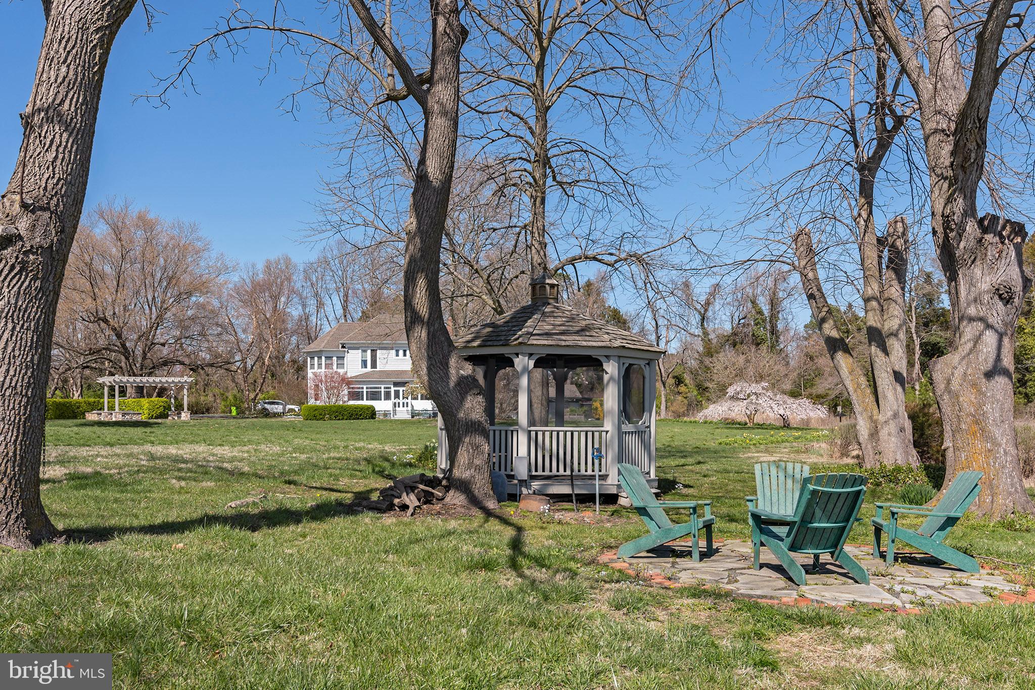 EASTON - Residential