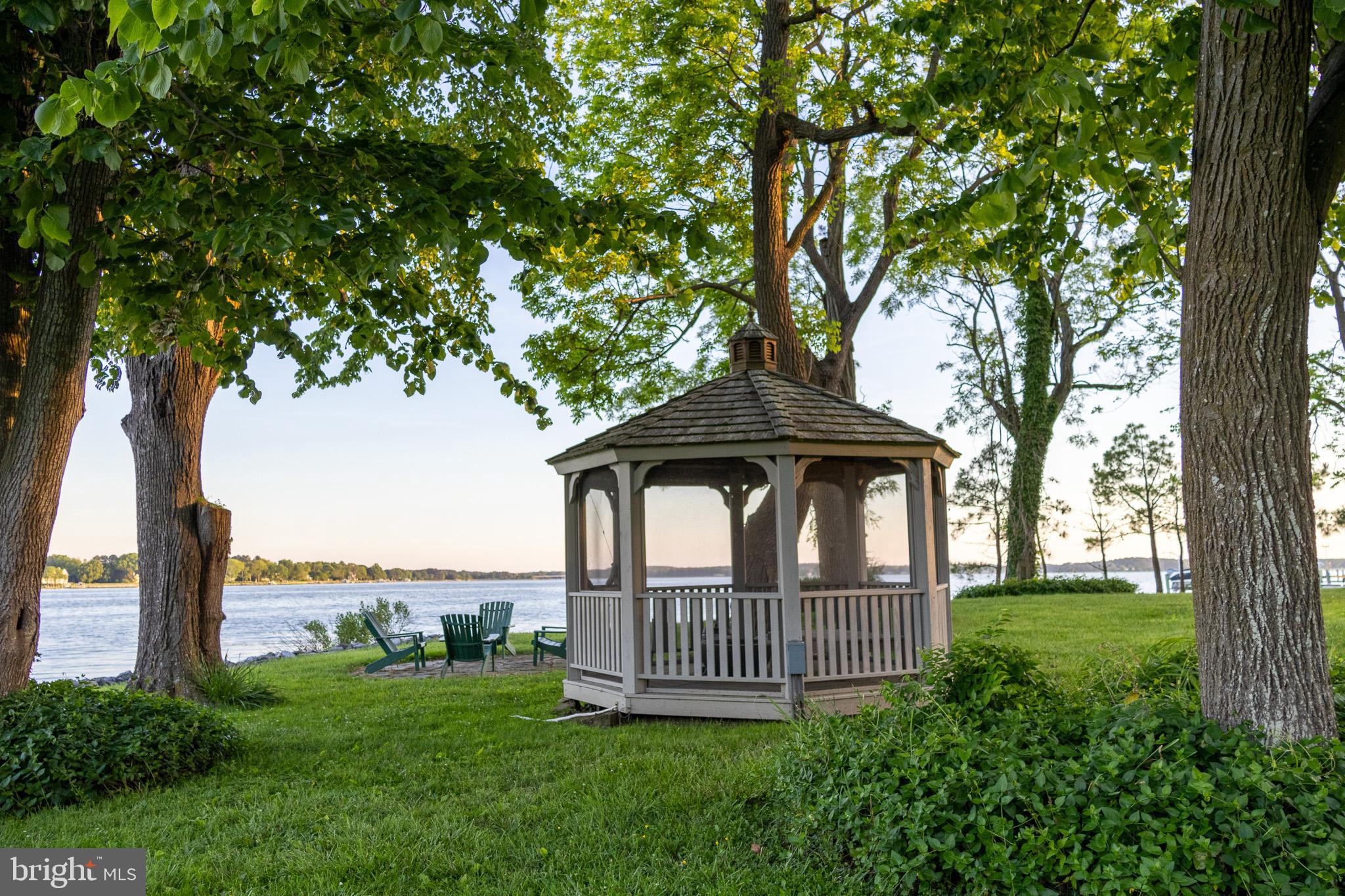 EASTON - Residential