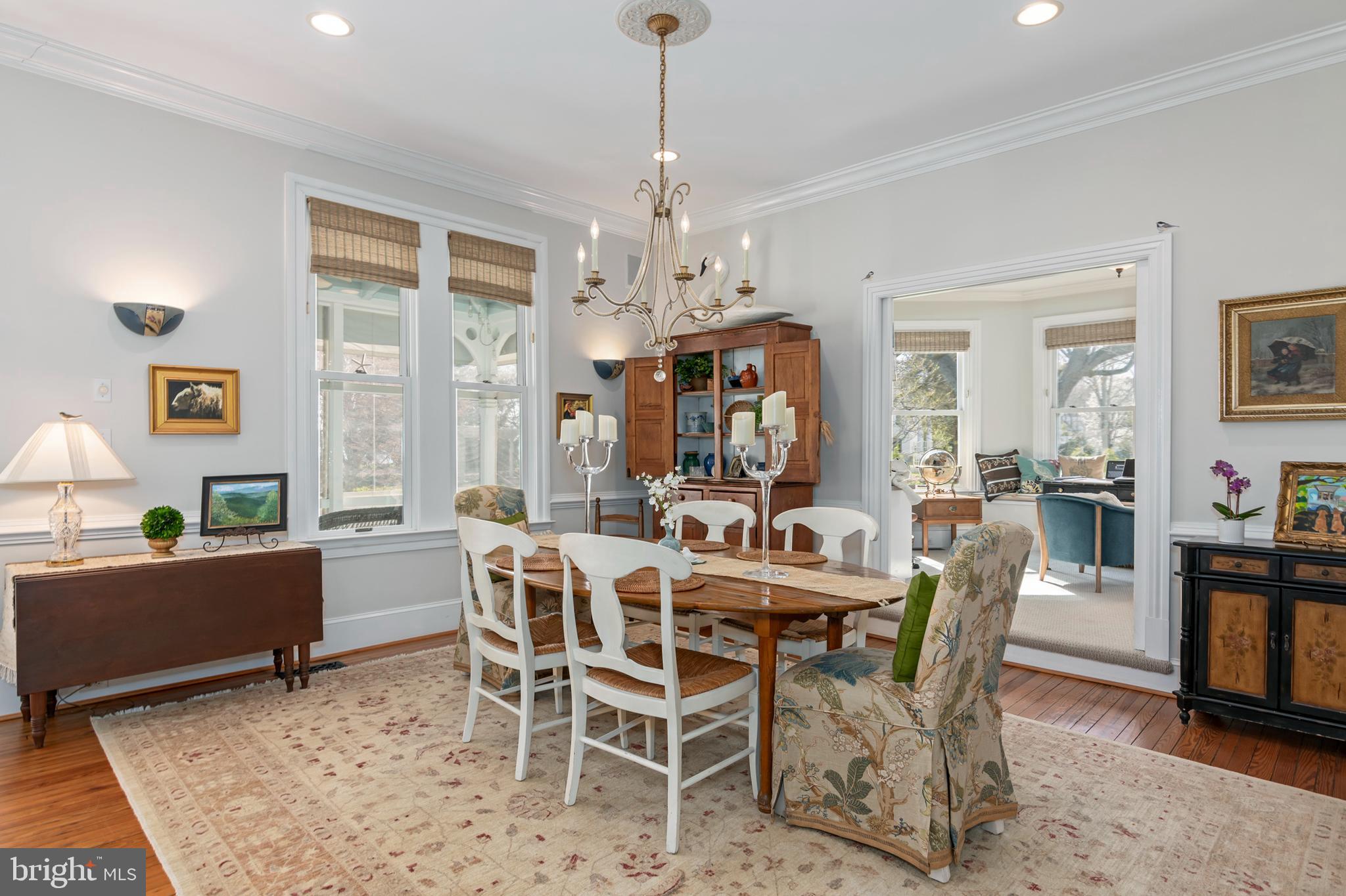 EASTON - Residential