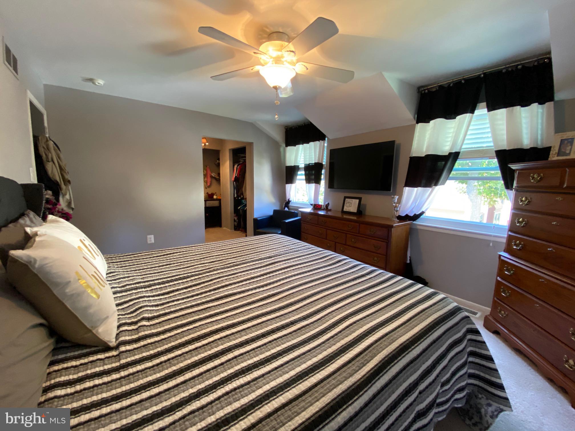 CENTENNIAL WOODS - Residential