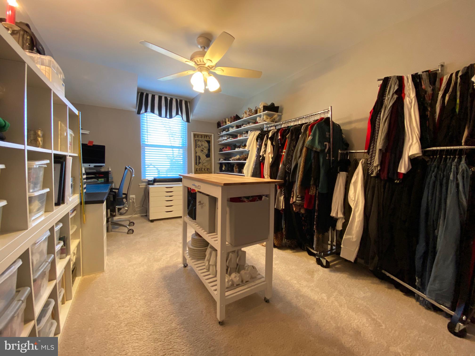 CENTENNIAL WOODS - Residential