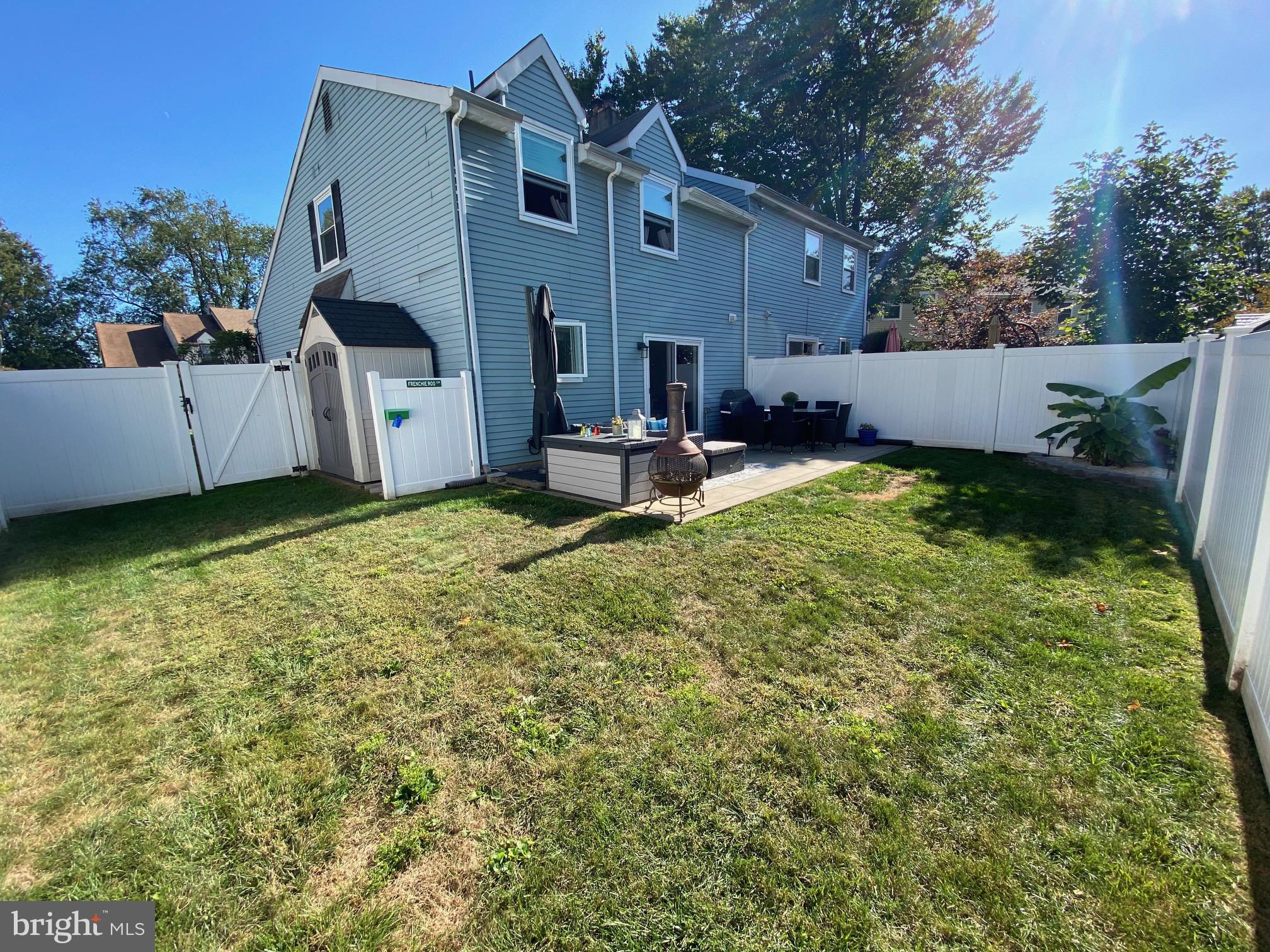 CENTENNIAL WOODS - Residential