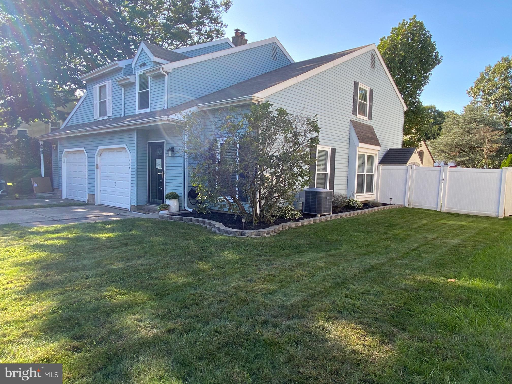 CENTENNIAL WOODS - Residential