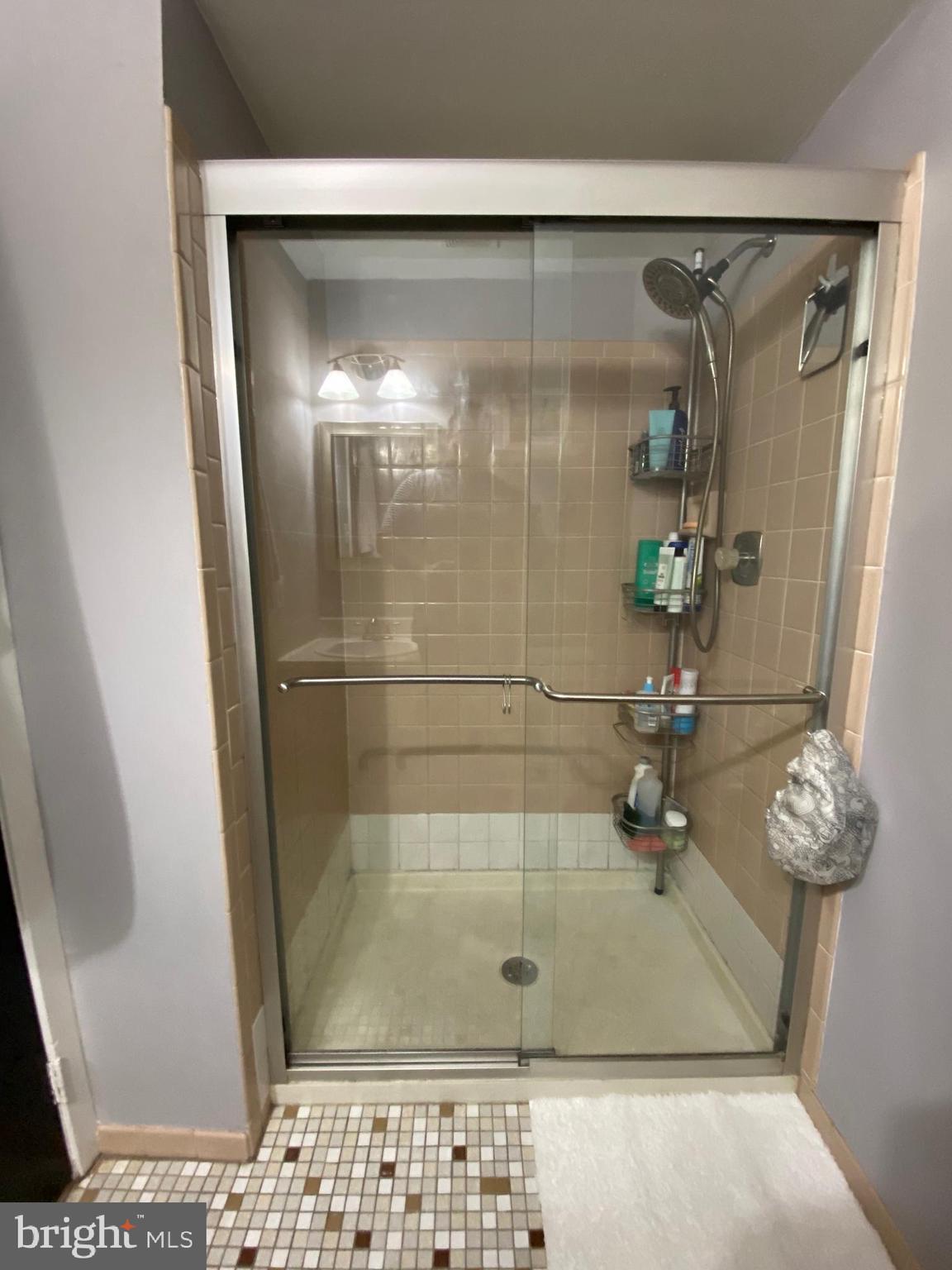 CENTENNIAL WOODS - Residential