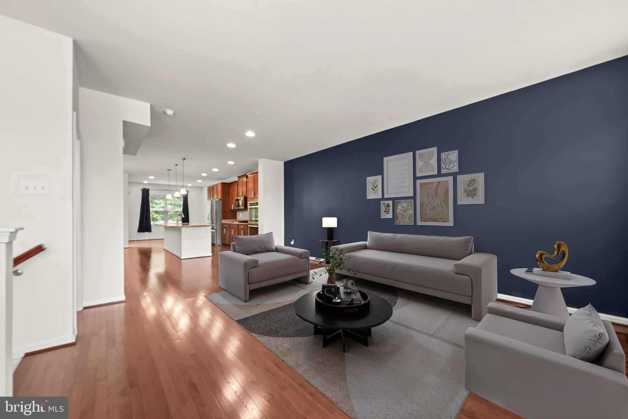 7552 HOLLY RIDGE DRIVE