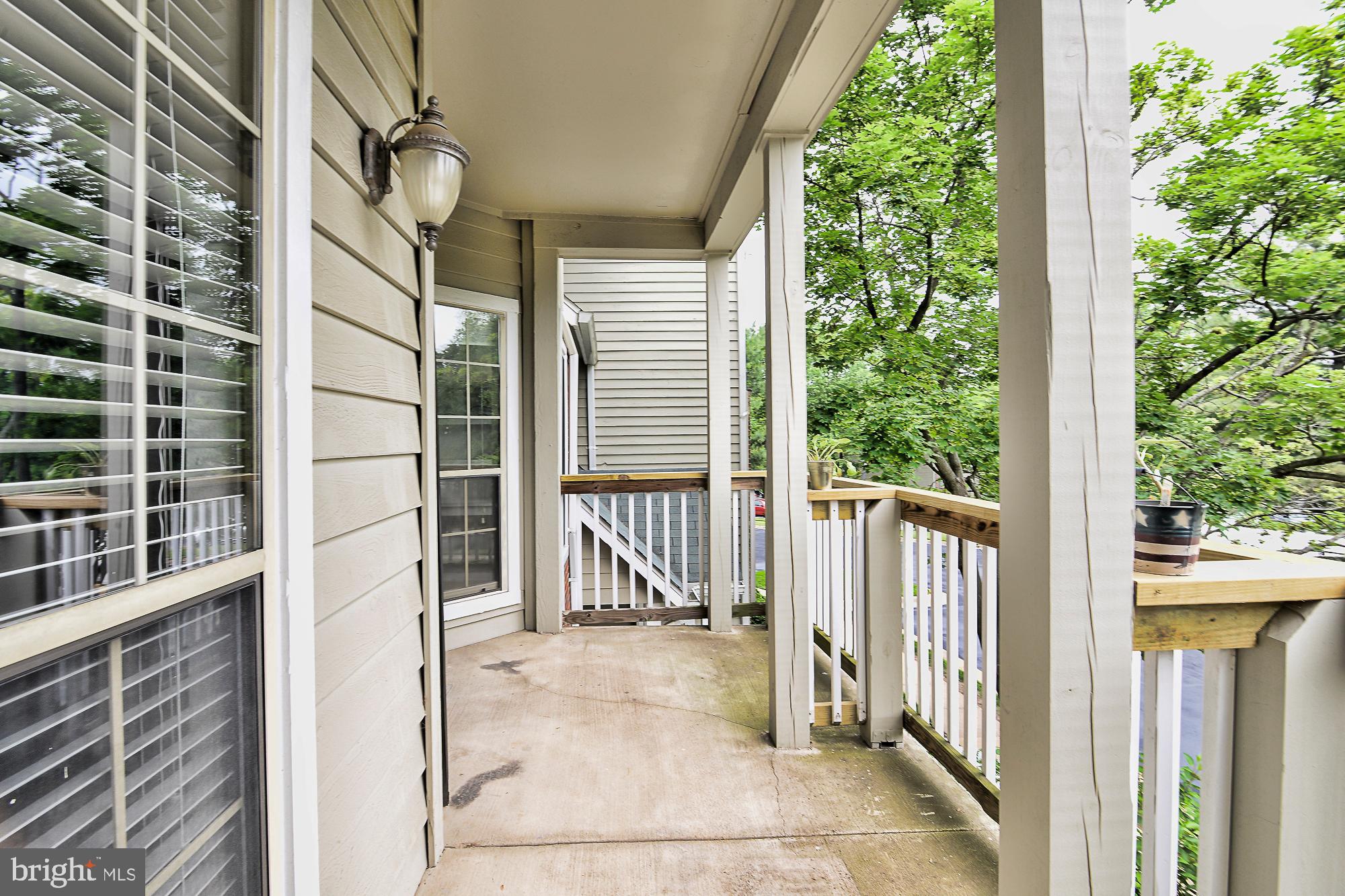 PENDERBROOK SQUARE CONDOMINIUMS - Residential Lease