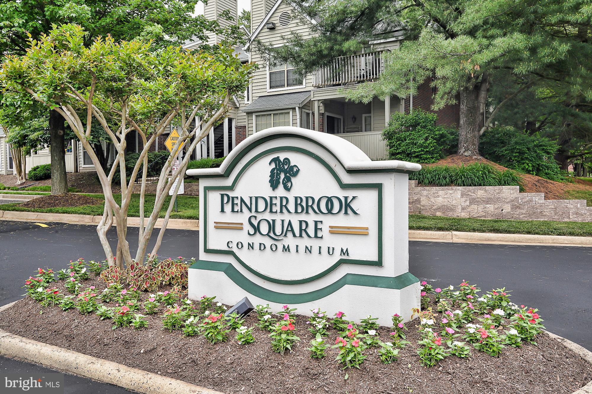 PENDERBROOK SQUARE CONDOMINIUMS - Residential Lease