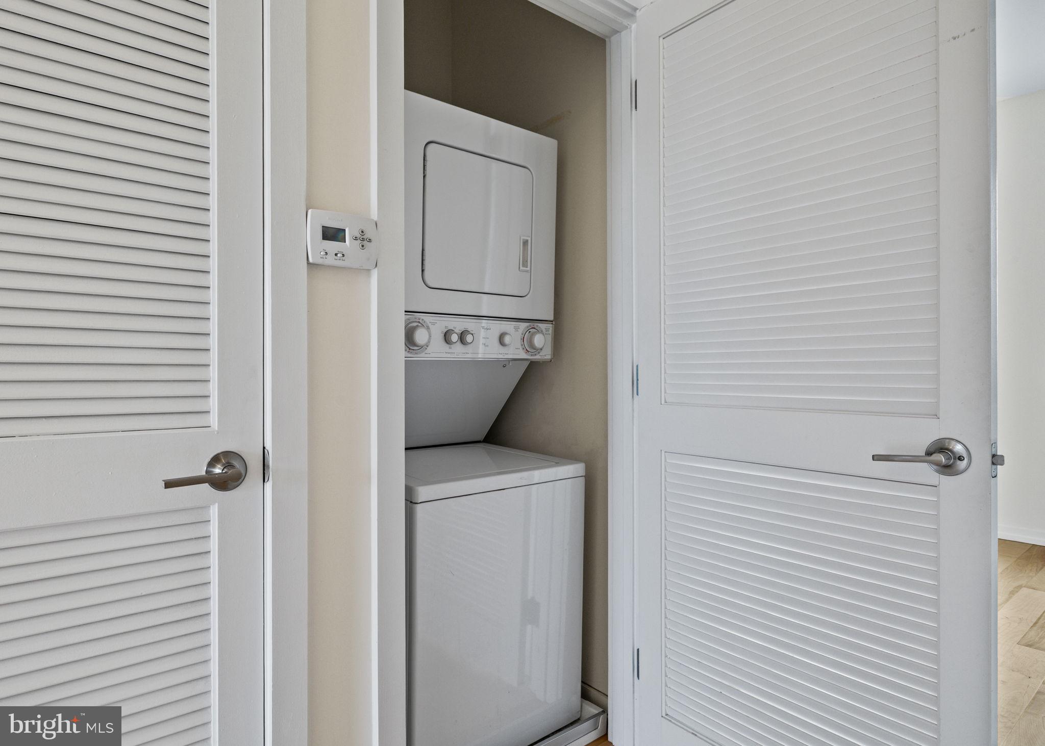 KENSINGTON - Residential Income