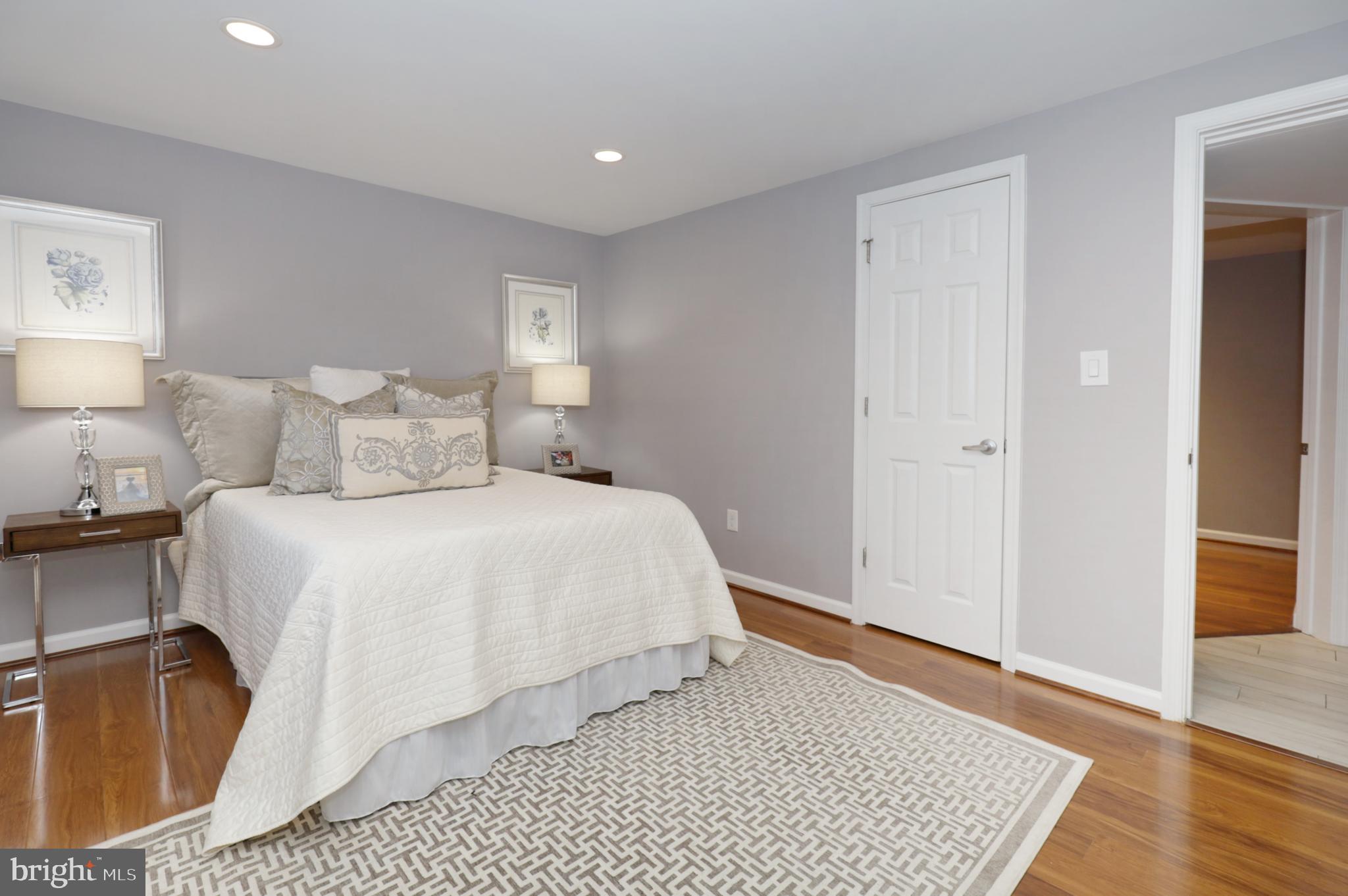 BARCROFT TERRACE - Residential