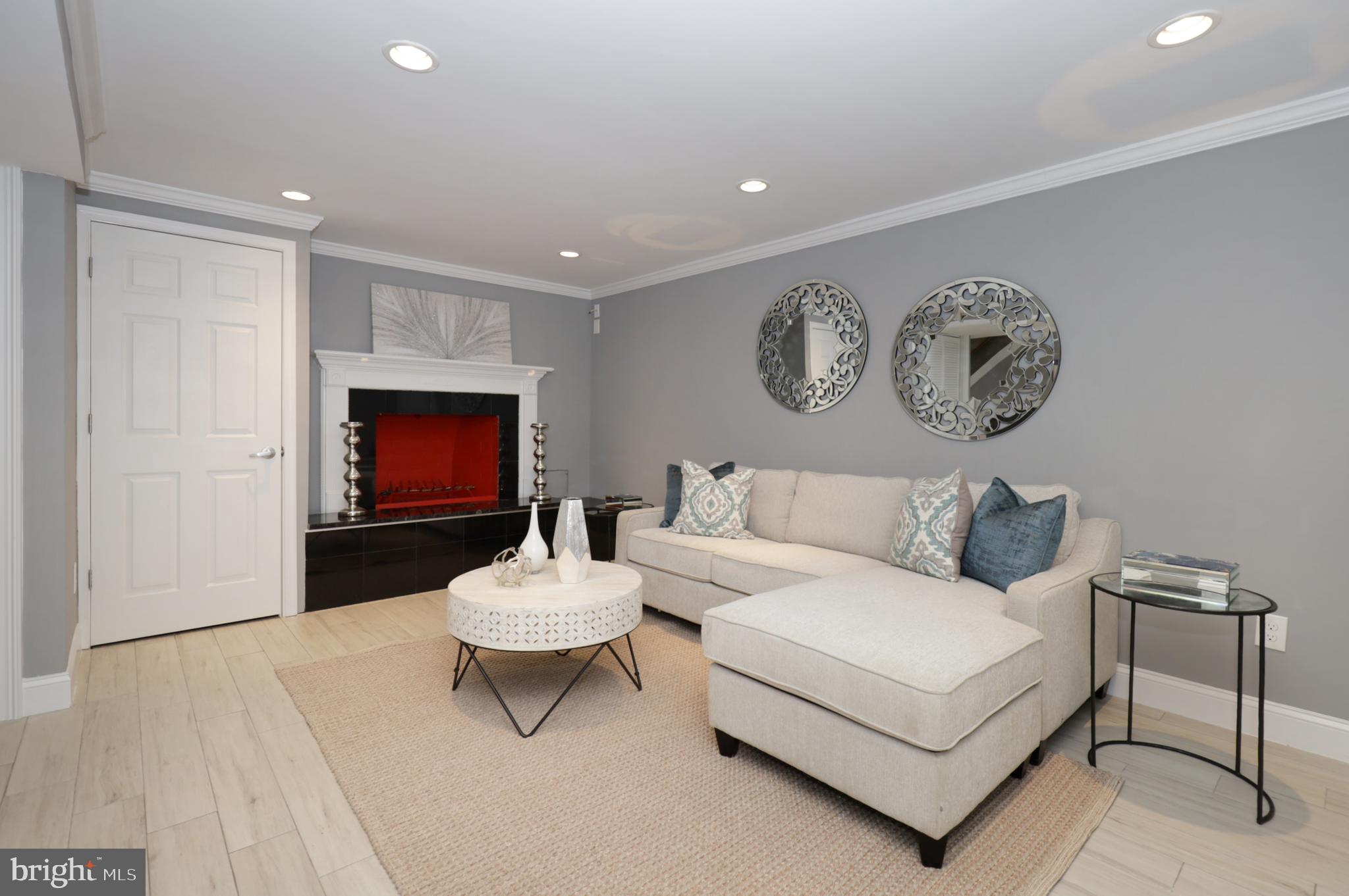 BARCROFT TERRACE - Residential